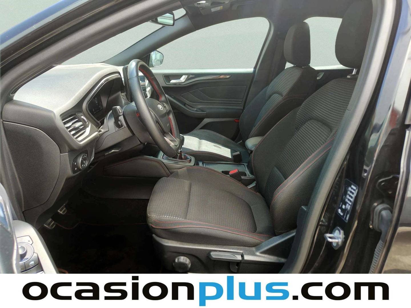 Foto asientos delanteros Ford Focus Ford Focus 1.0 Ecoboost MHEV ST-Line (125 CV)
