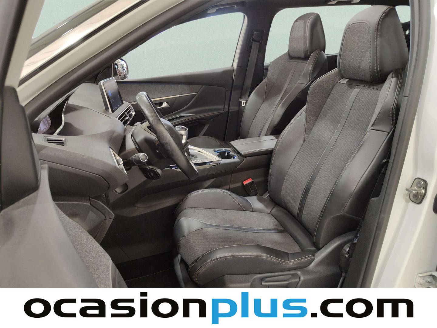 Foto asientos delanteros Peugeot 5008 Peugeot 5008 1.5 BlueHDi S&S GT Line (130 CV)