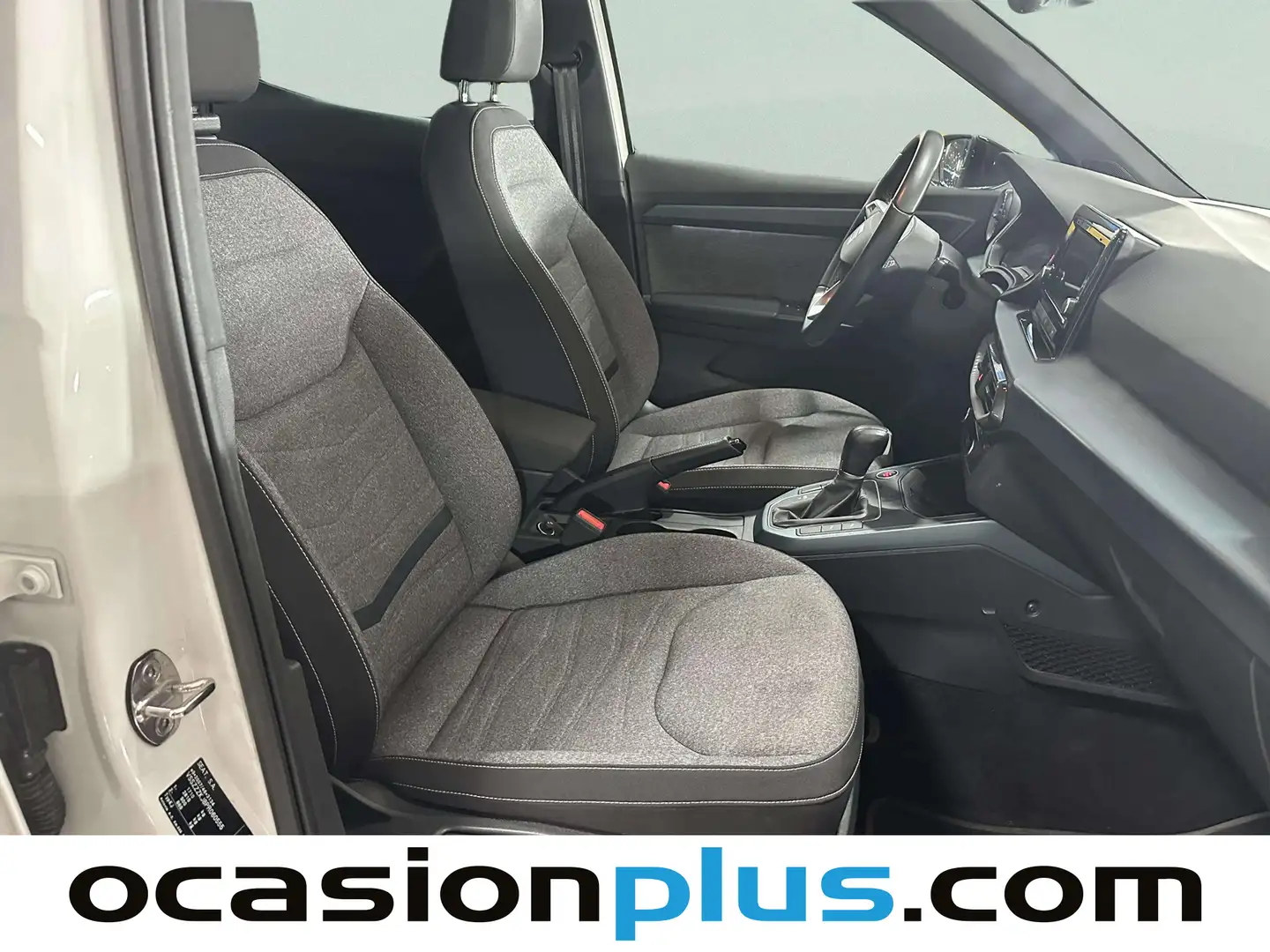 Foto Seat Arona SEAT Arona 1.0 TSI S&S Xperience XM Edition (110 CV)