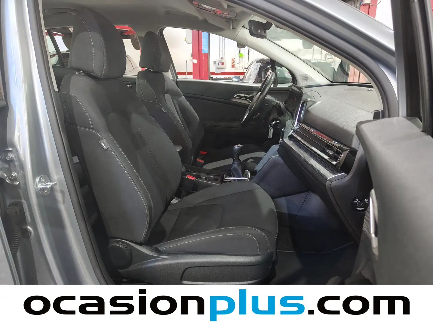 Foto KIA Sportage Kia Sportage 1.6 CRDi MHEV Business 4x2 (136 CV)