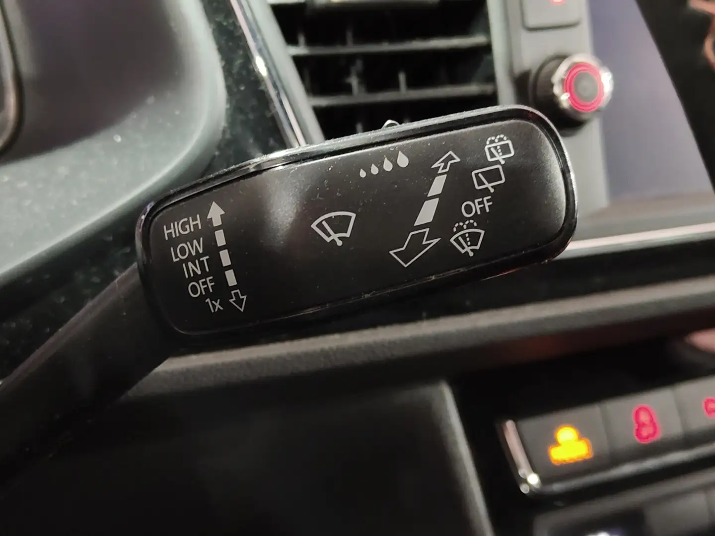 Foto Seat León SEAT León SC 2.0 TDI S&S FR Limited Edition (150 CV)