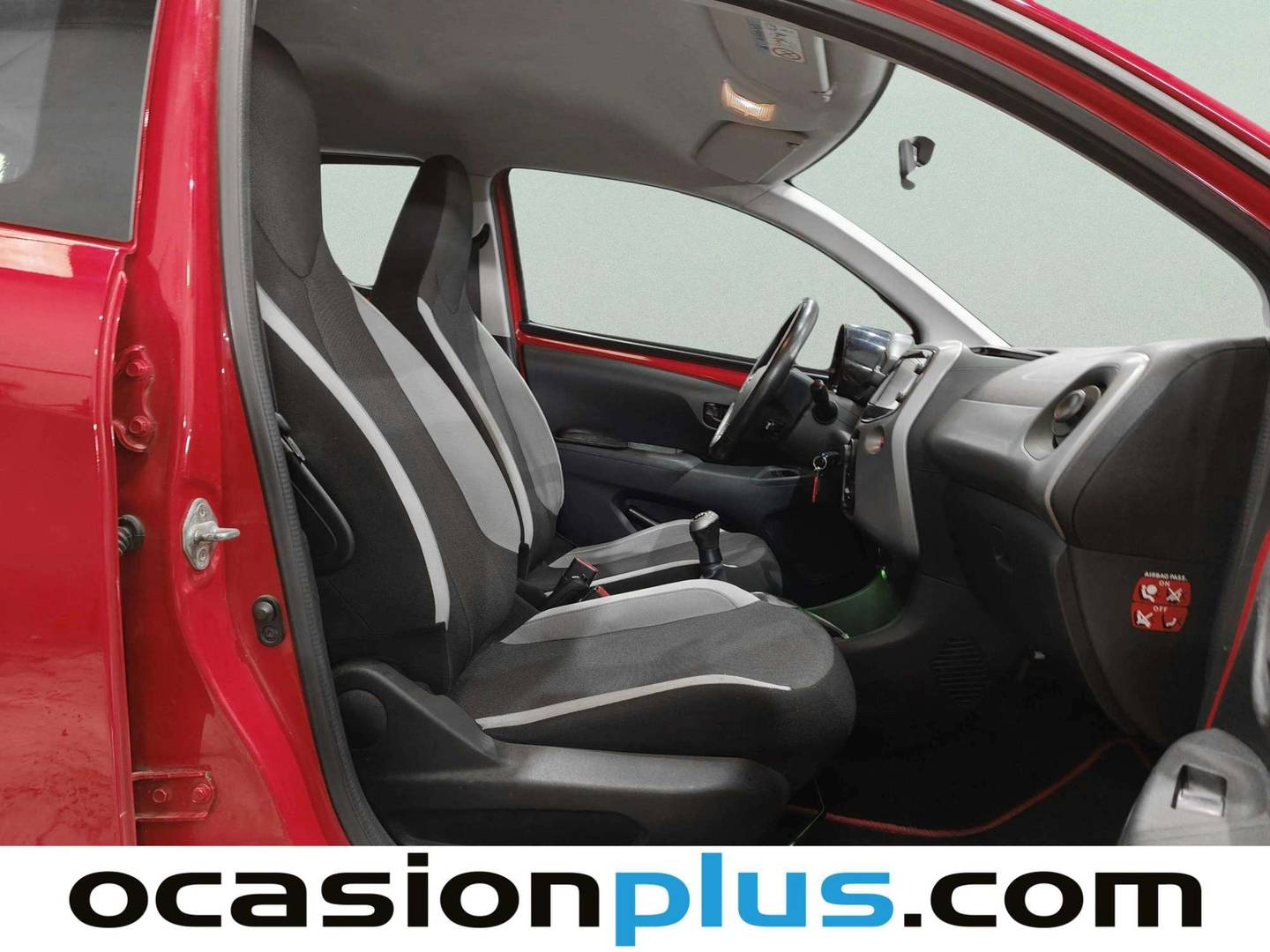 Toyota Aygo Toyota Aygo 1.0 70 x-play (69 CV) al mejor precio