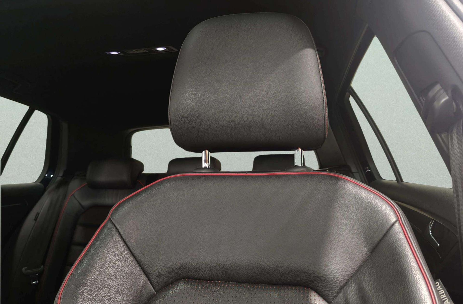 Volkswagen Golf GTI Performance 2.0 TSI DSG - foto 17