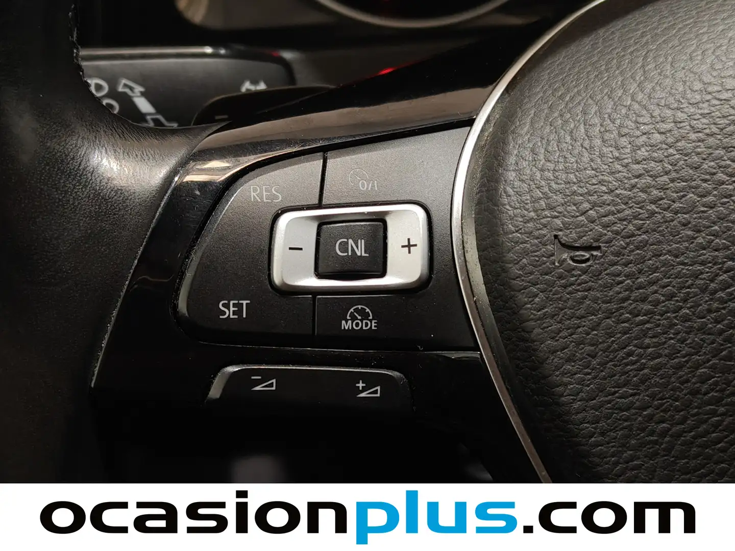 Foto Volkswagen Golf Volkswagen Golf Sport 1.4 TSI BMT ACT Tech (150 CV) DSG Pack R-Line