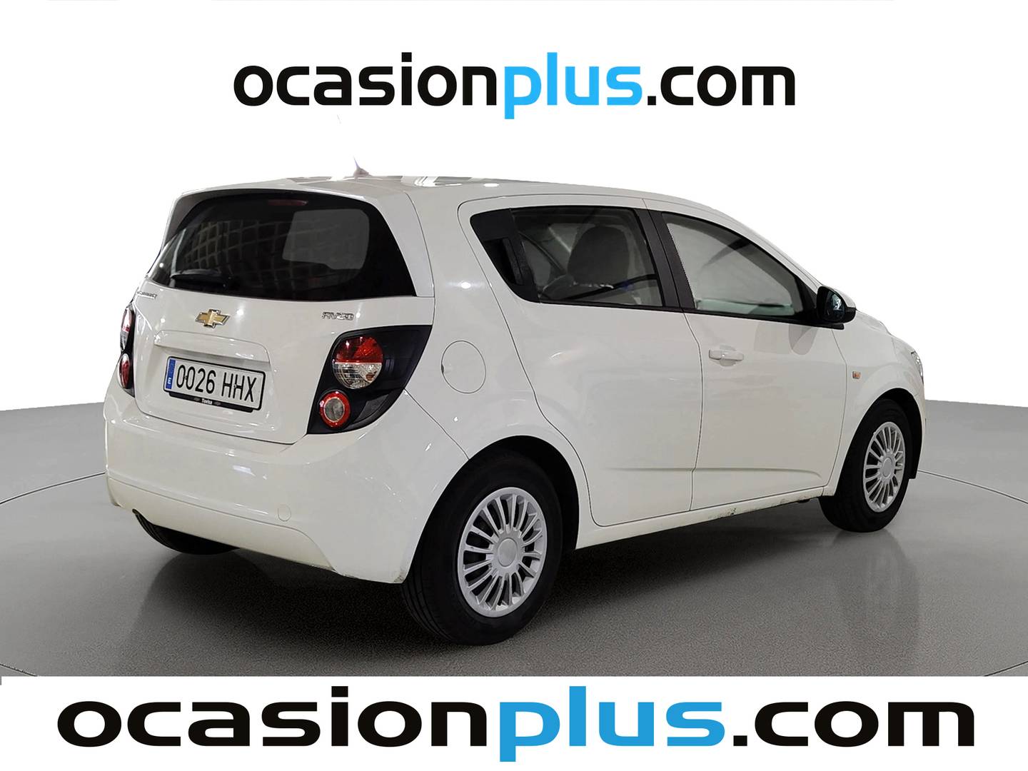 Foto trasera Chevrolet Aveo Chevrolet Aveo 1.2 16v LS (84 CV) derecha