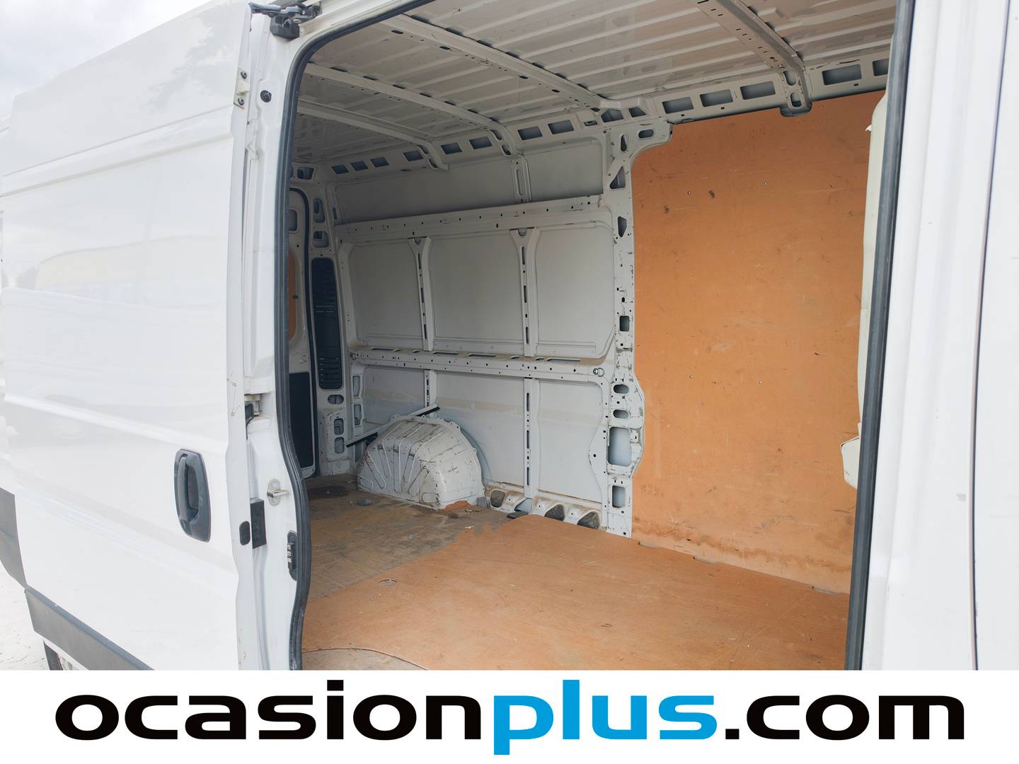 Fotos maletero Opel Movano Opel Movano Furgon 2.2 BlueHDi Base L3H2 3.5T (140 CV)