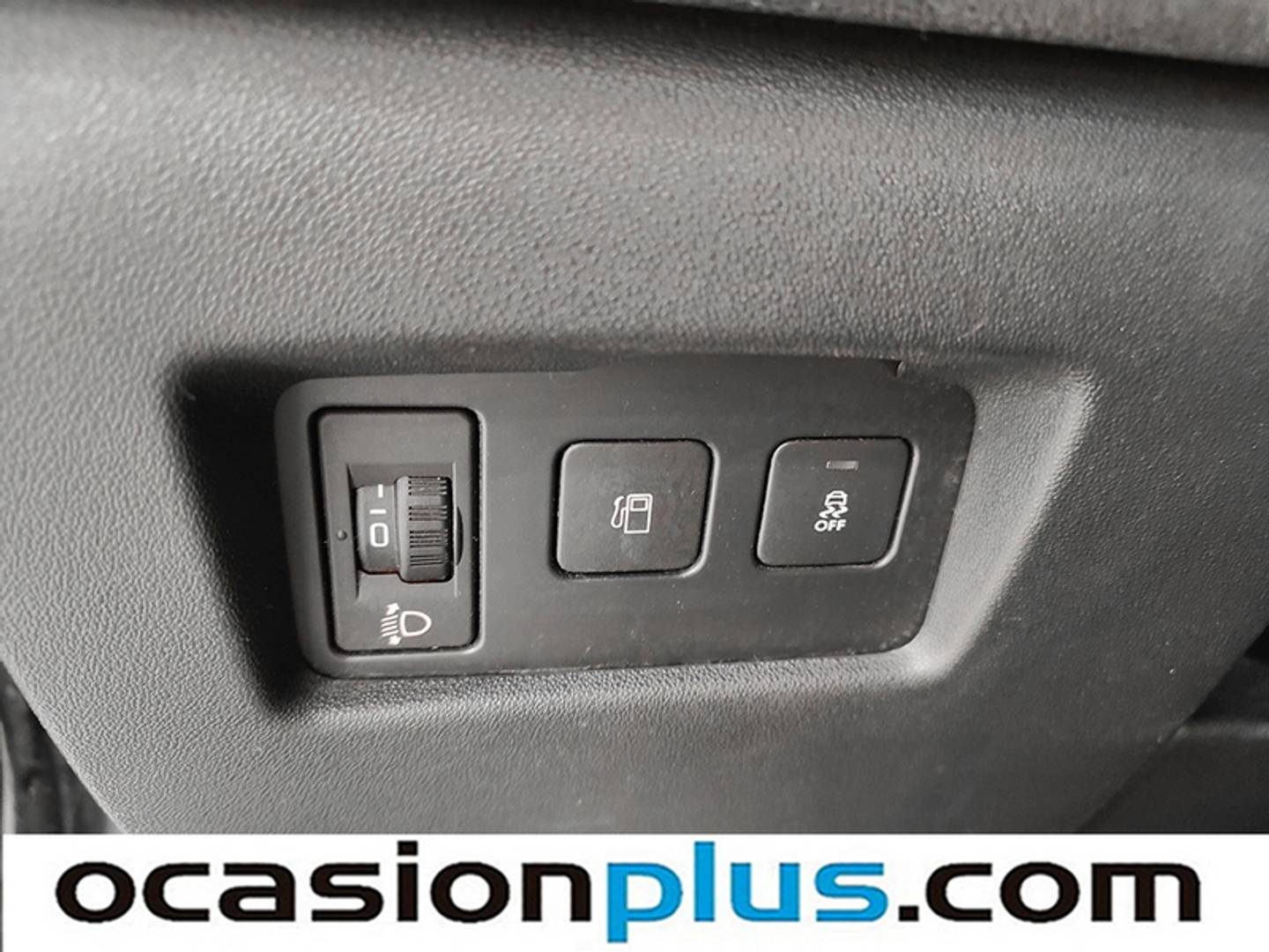 Foto Citroën C4 Citroen C4 BlueHDi 100 Live Edition (99 CV)