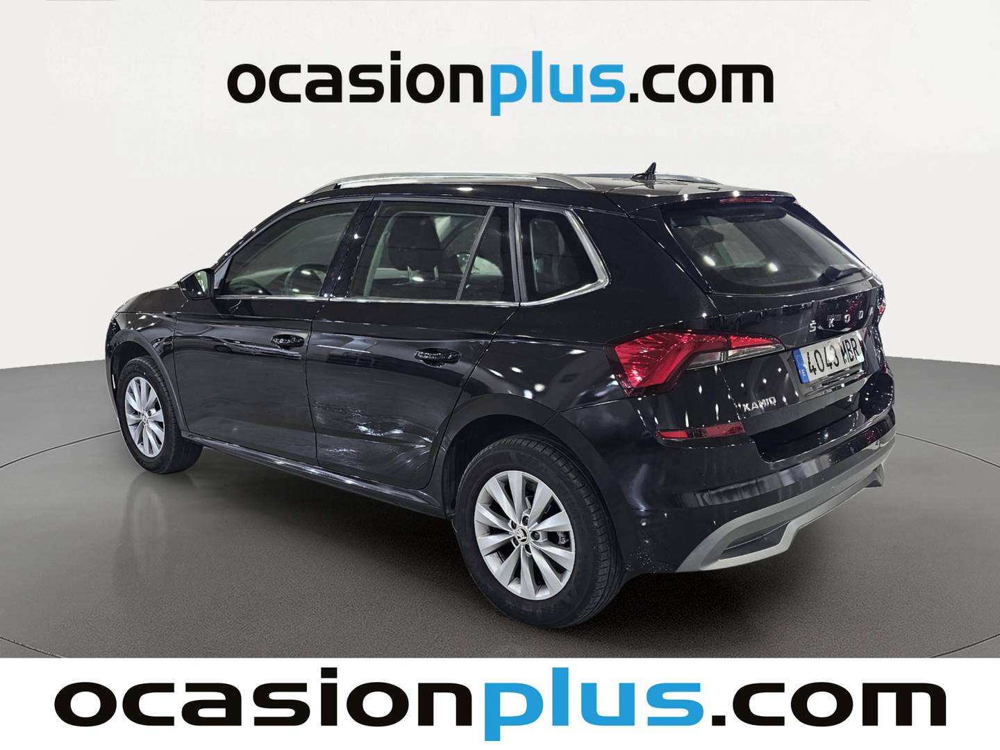 Foto trasera Skoda Kamiq Skoda Kamiq 1.0 TSI Ambition (110 CV) derecha