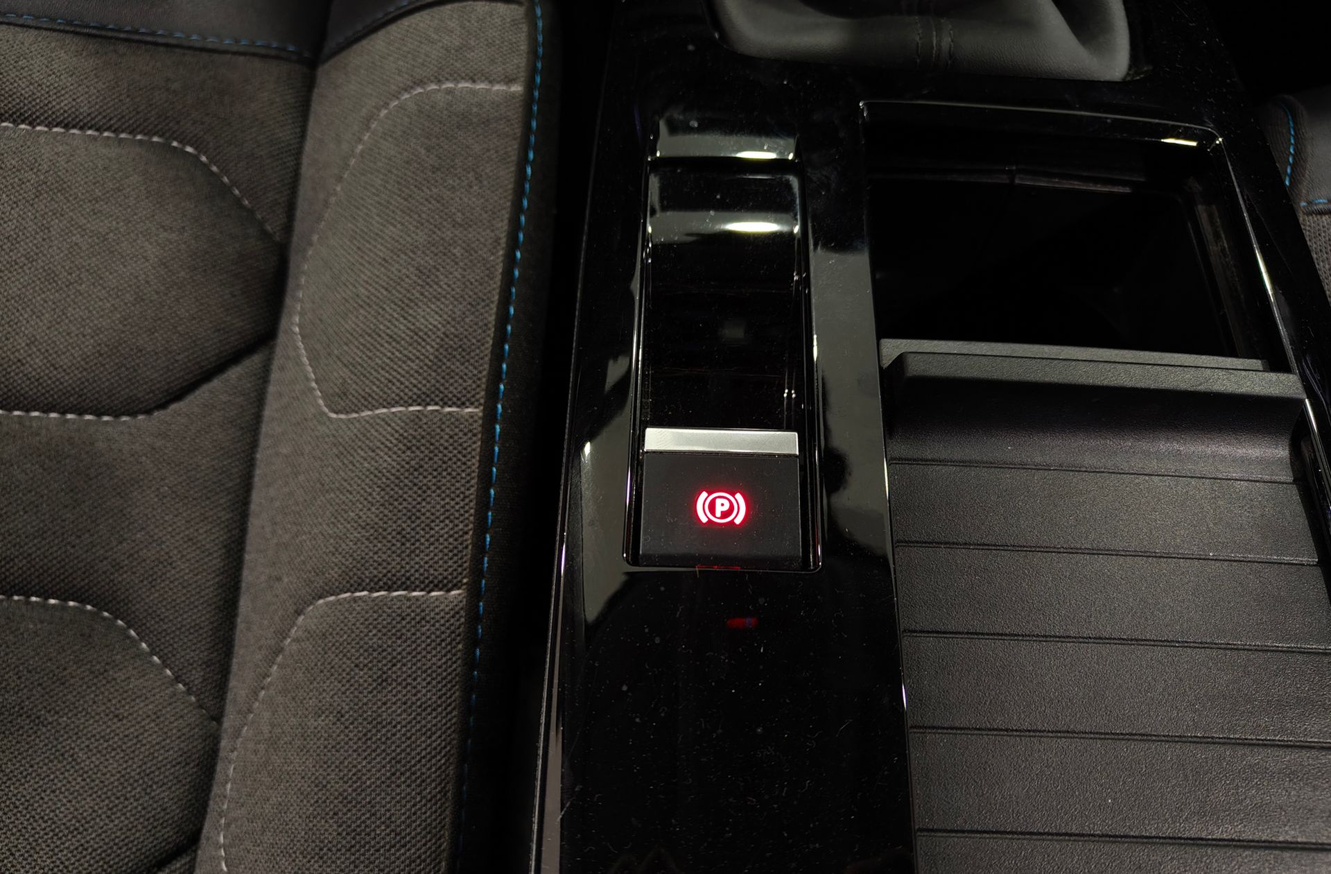 Citroën C4 PureTech 130 Plus - foto 29