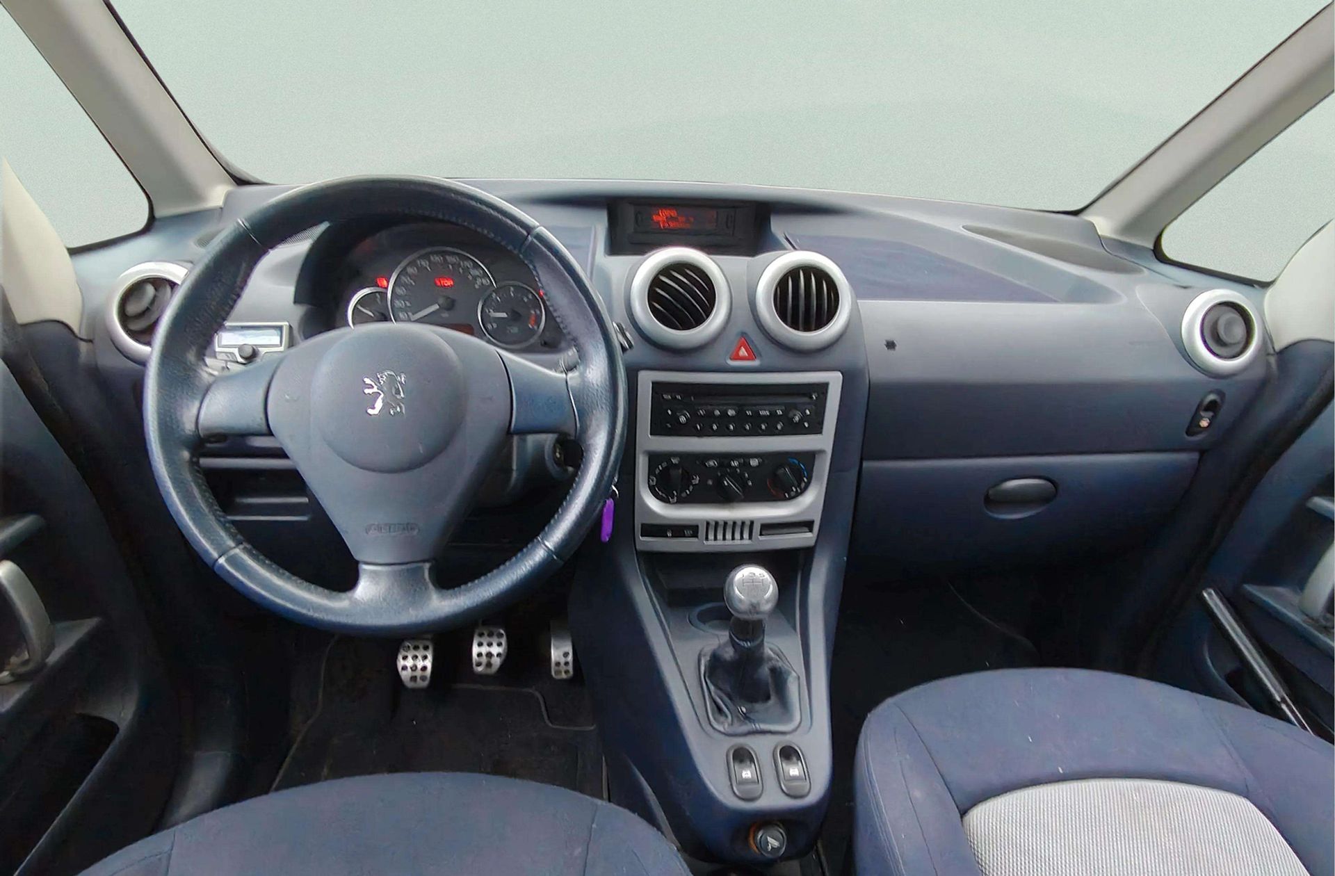 Peugeot 1007 1.4 HDi Sporty - foto 6