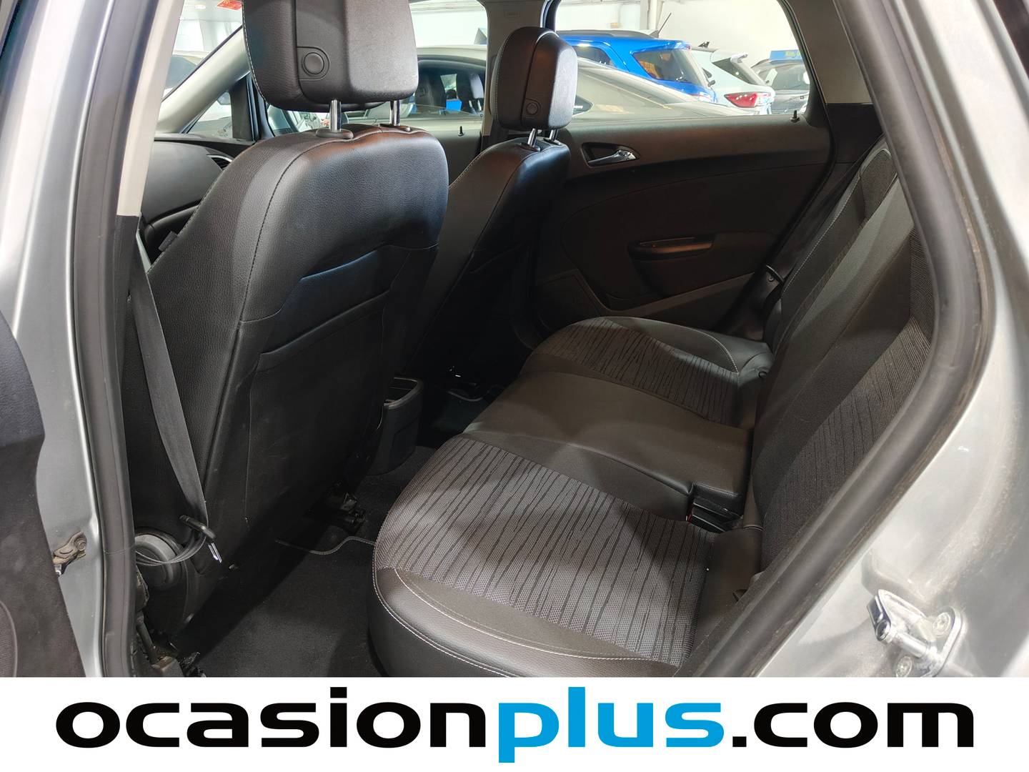 Foto asientos traseros Opel Astra Opel Astra Sports Tourer 1.6 CDTI S&S Excellence (136 CV)