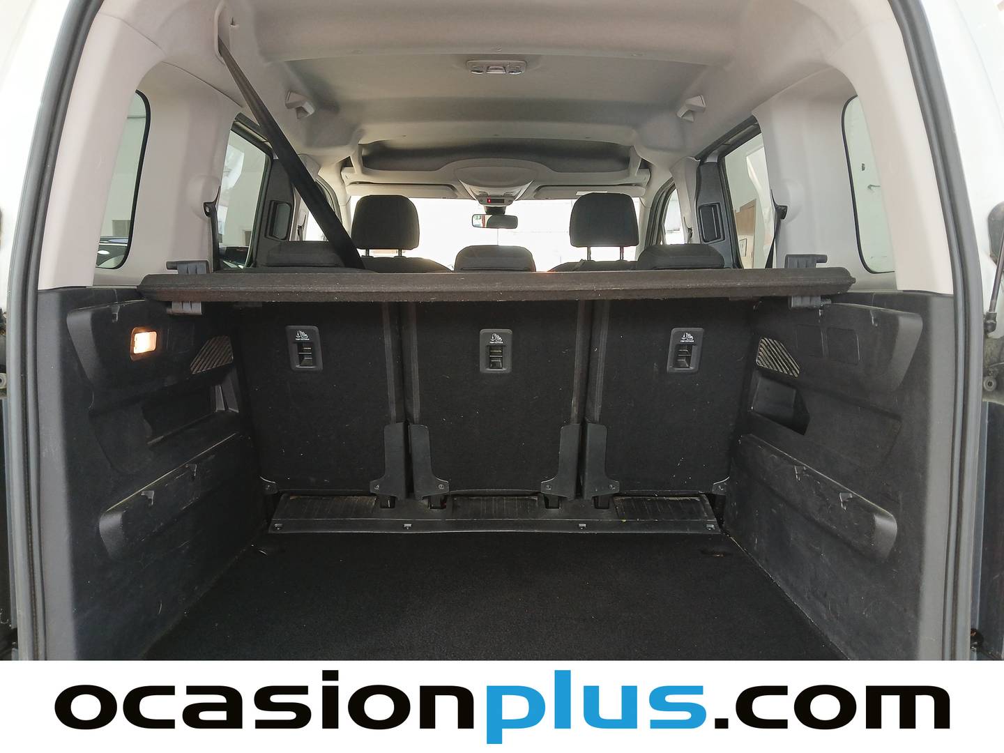 Fotos maletero Citroën Berlingo Citroën Berlingo BlueHDi 130 S&S Talla M Shine EAT8 (130 CV) Pack XTR