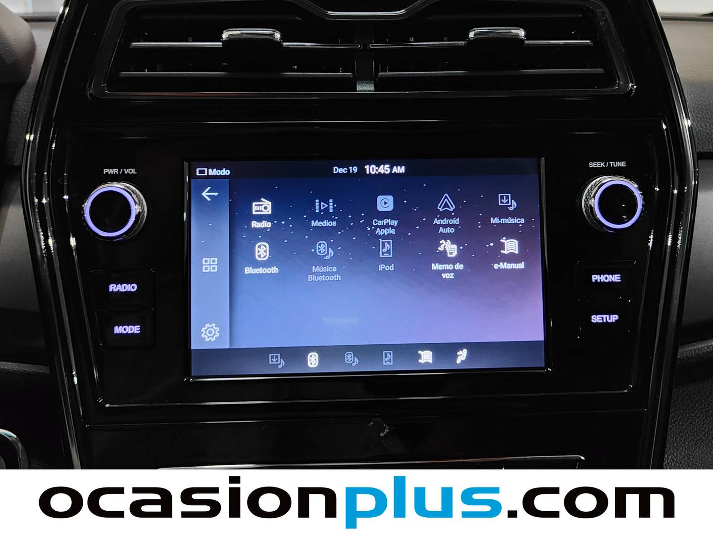 Foto SsangYong Tivoli Grand Ssangyong Tivoli Grand G15T Limited Auto (163 CV)