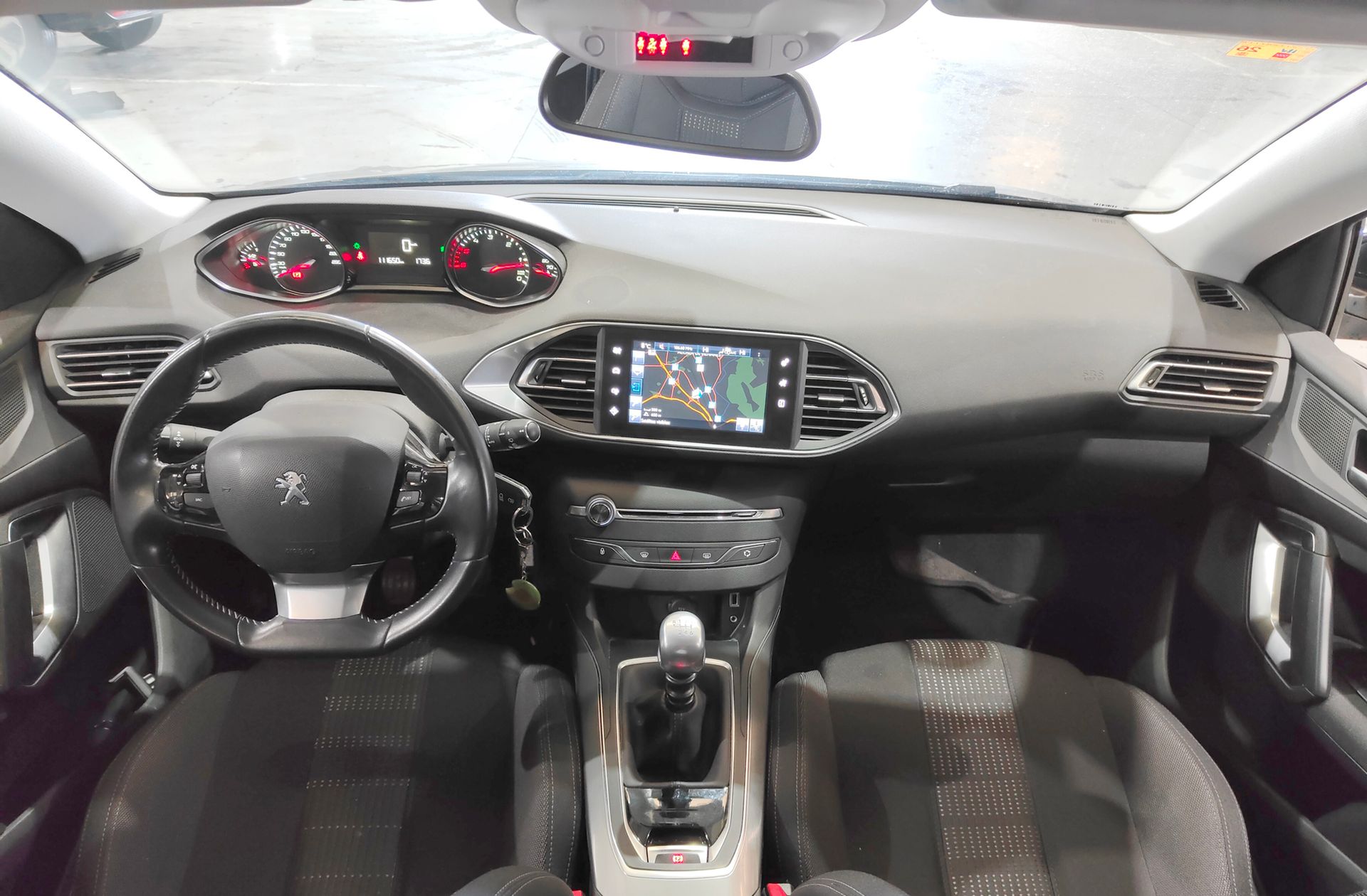 Peugeot 308 1.6 e-HDI Allure - foto 6