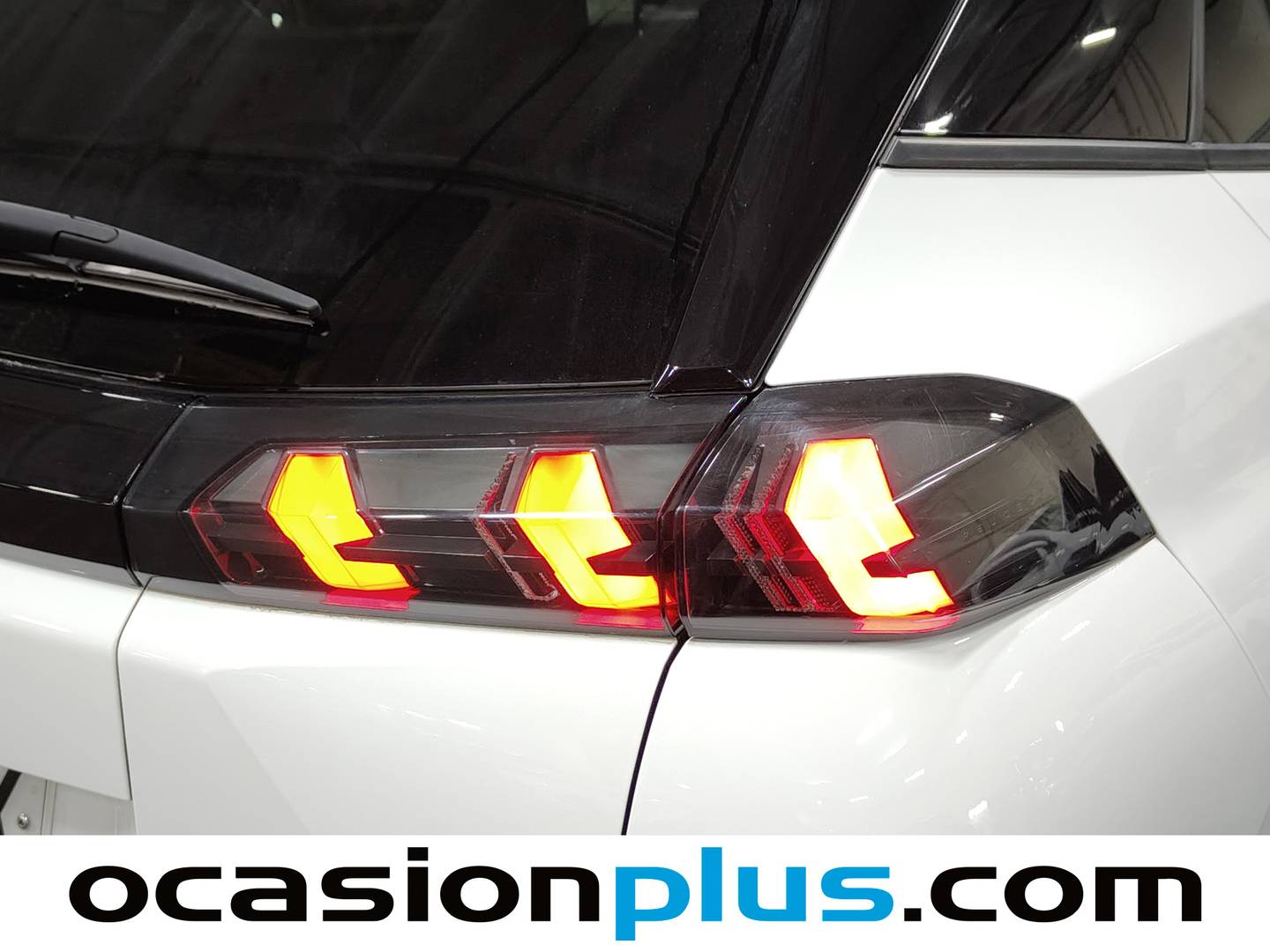 Peugeot 2008 Peugeot 2008 PureTech 130 S&S Allure (130 CV) manual