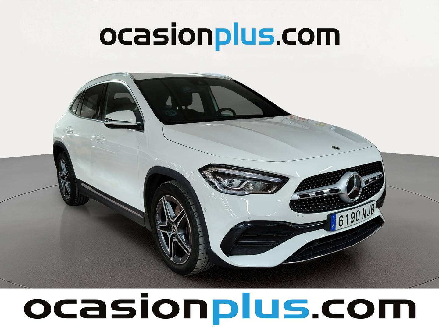 Foto delantera Mercedes GLA Mercedes GLA 180 (136 CV) Pack AMG derecha