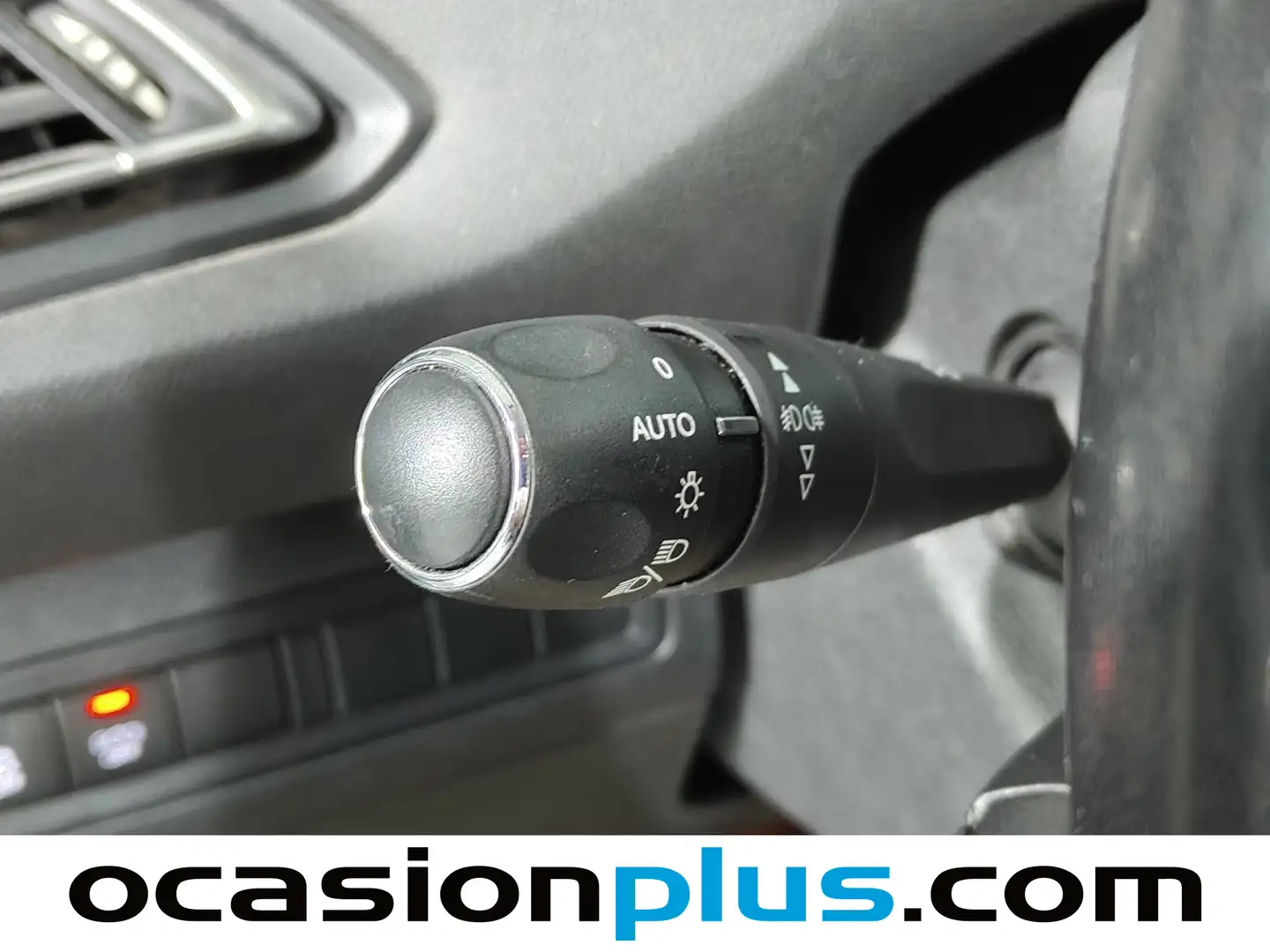 Foto Peugeot 308 Peugeot 308 BlueHDI 120 Allure (120 CV)