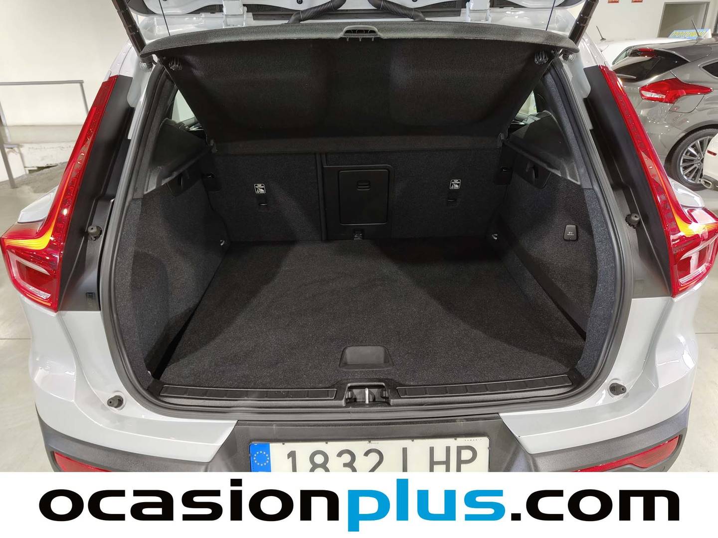 Foto Volvo XC40 Volvo XC40 D3 Momentum Pro Auto (150 CV)