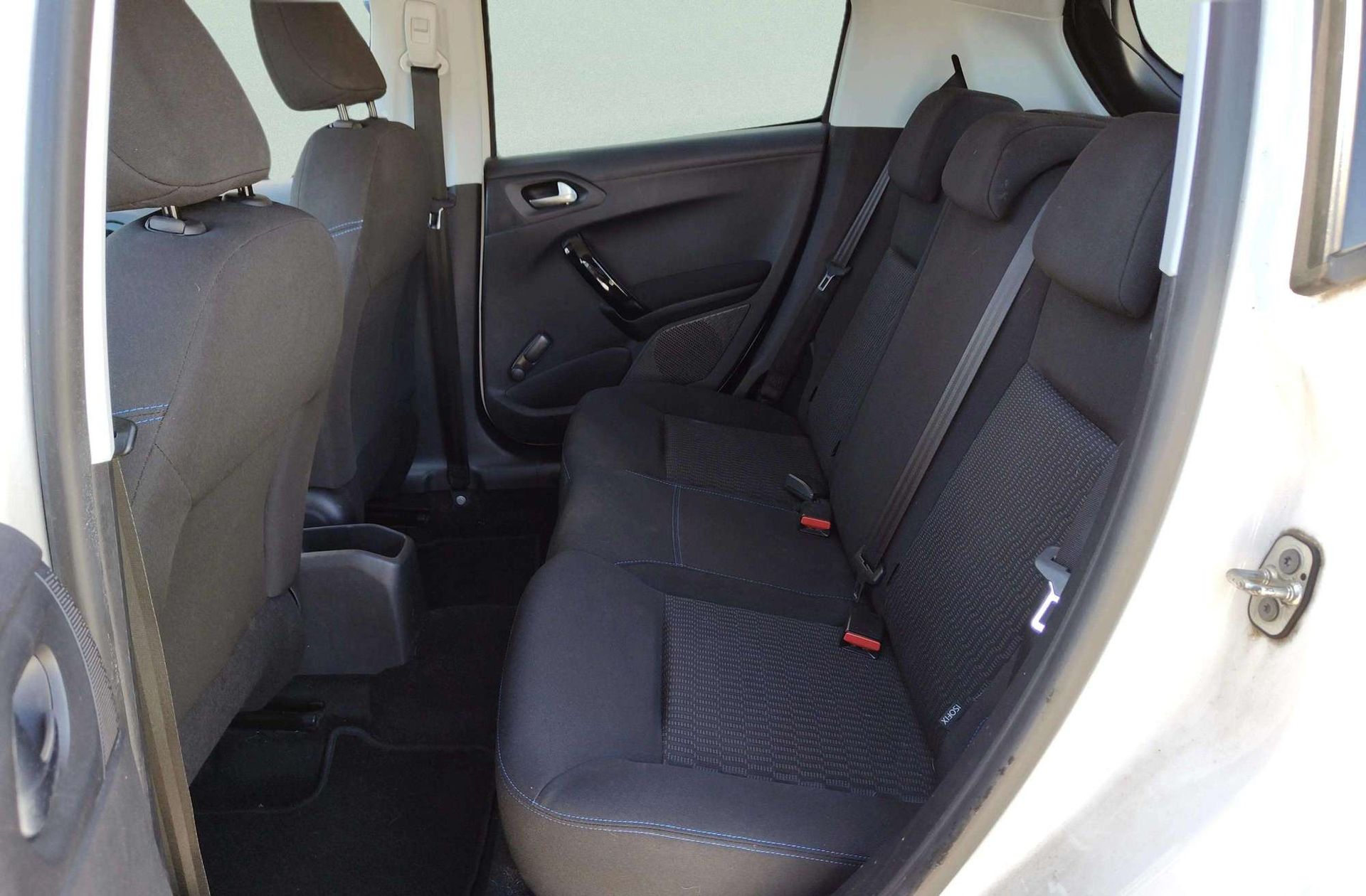 Peugeot 208 PureTech 82 Style - foto 10