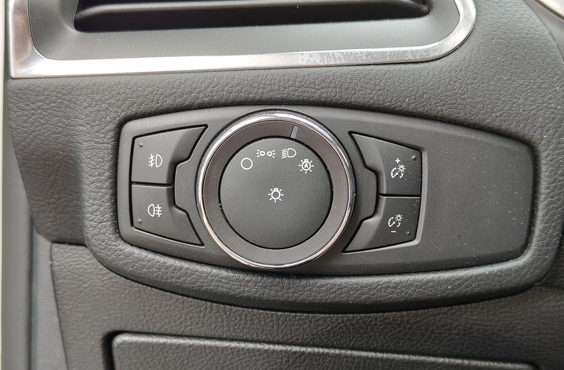 Ford S-Max 1.5 EcoBoost Titanium 7 plazas - foto 30