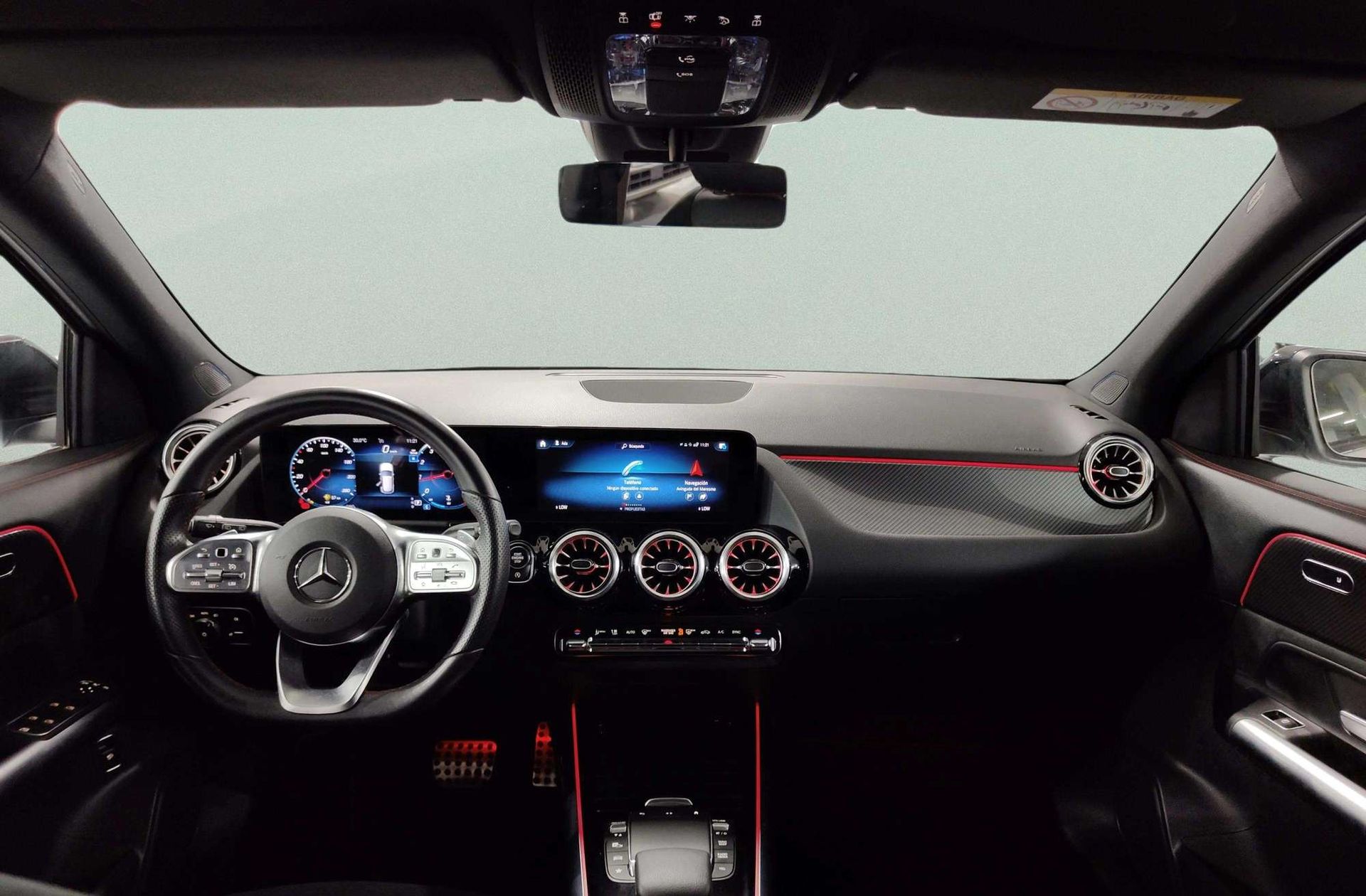 Mercedes-Benz GLA 200 Pack AMG - foto 7