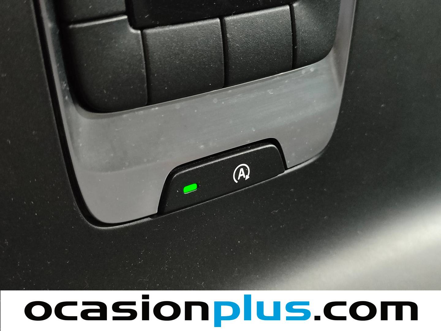 Equipamiento del Volvo V40 Volvo V40 T2 Kinetic (122 CV)