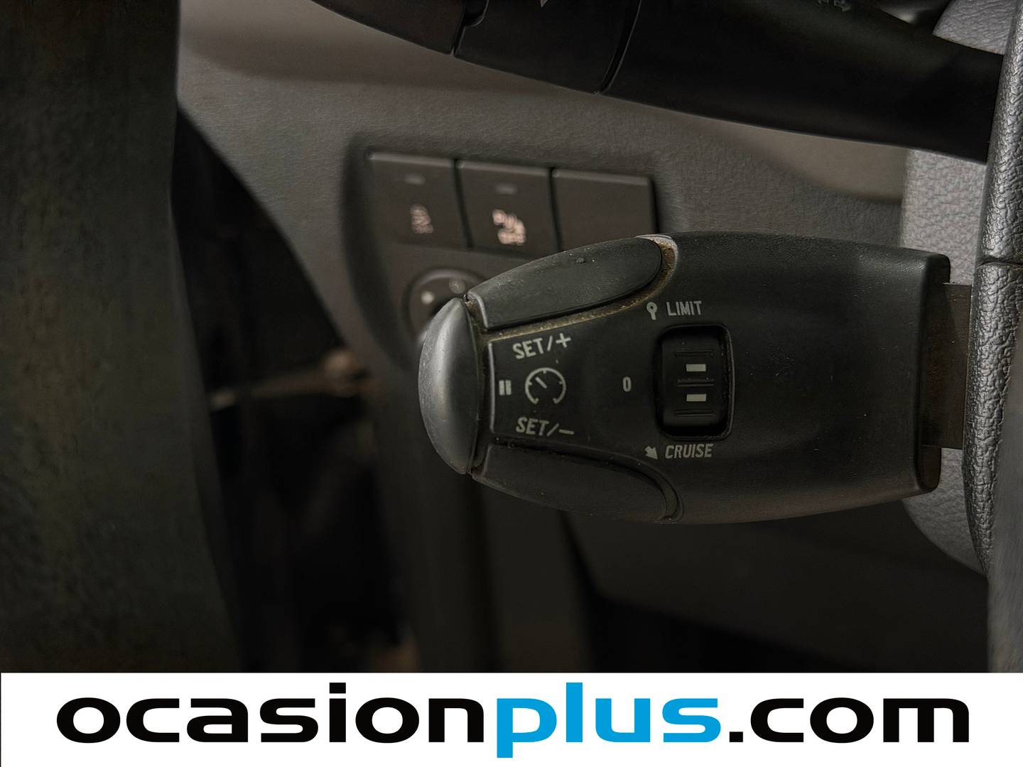Extras del Citroën Berlingo Citroën Berlingo Combi BlueHDi 100 S&S Multispace XTR Plus ETG6 (100 CV)