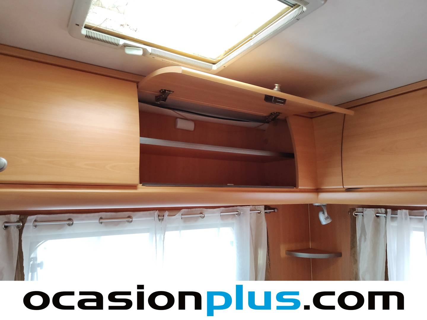 Foto Pilote G680XTP Pilote G680XTP Aventura  (128 CV)