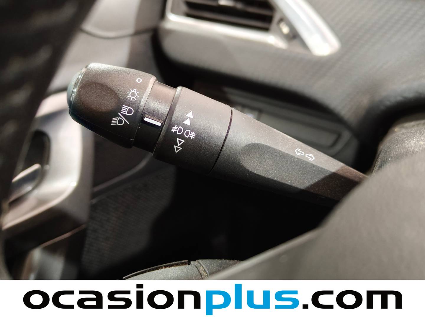 Peugeot 2008 Peugeot 2008 PureTech Style (100 CV) de segunda mano