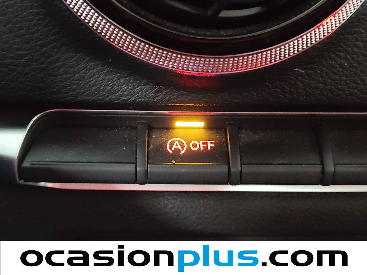 Extras y acabados del Audi A3 Audi A3 1.6 TDI Attraction edition (105 CV)