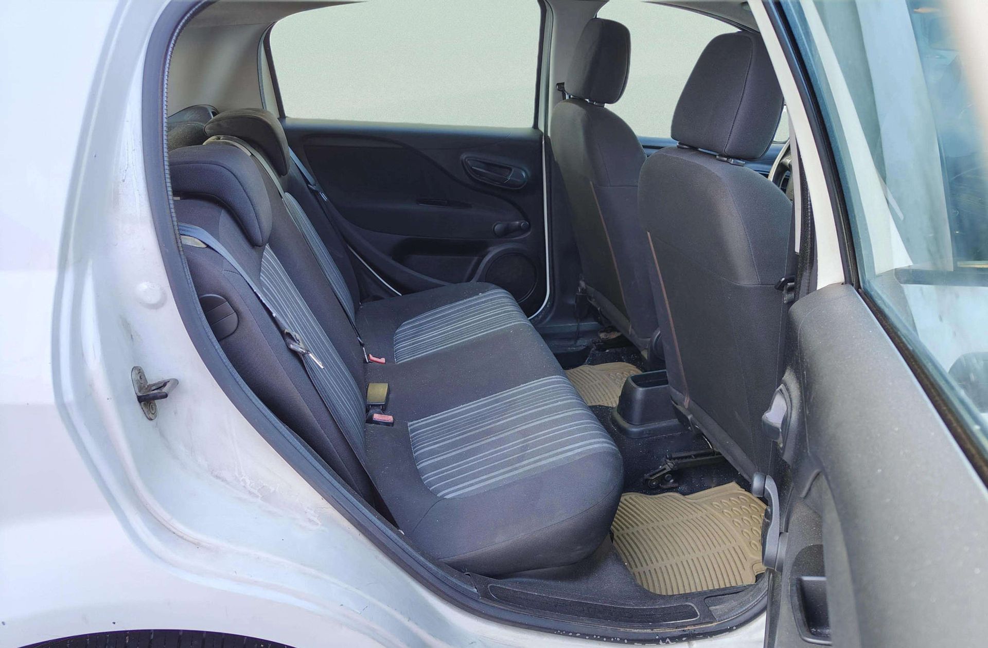 Fiat Punto Evo 1.3 MultiJet Active - foto 13