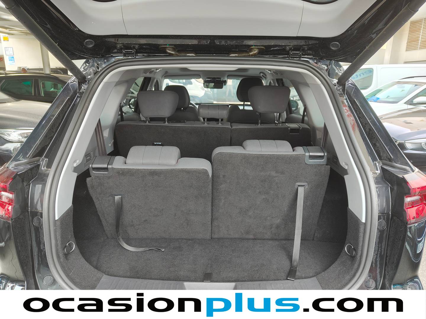 Fotos maletero EBRO S800 EBRO S800 1.6 TGDI Luxury DCT (147 CV) 7 Plazas