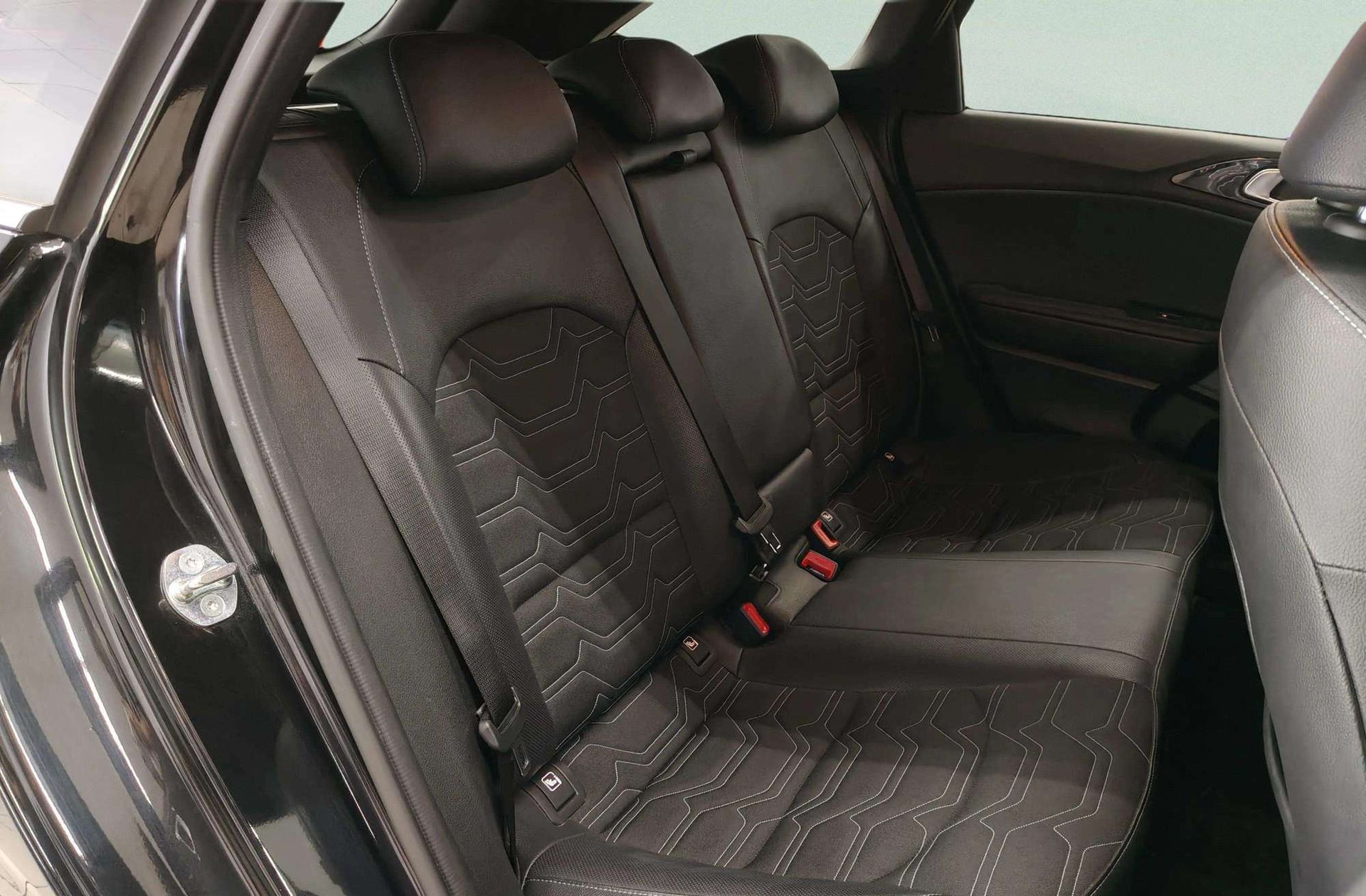 Kia Ceed 1.0 MHEV Style Edition DCT - foto 22