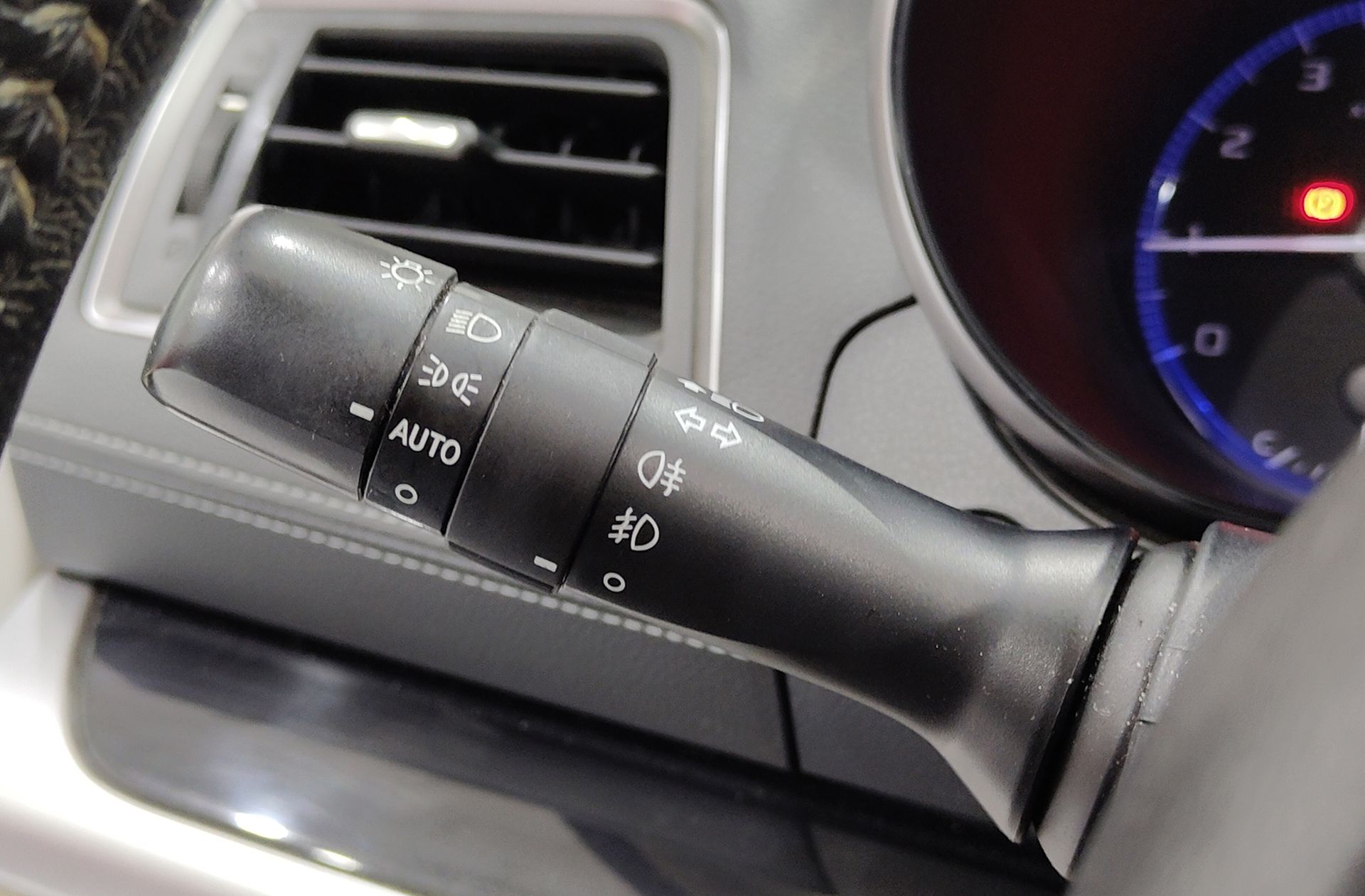 Subaru Outback 2.5 Bi-Fuel Executive Plus CVT Lineartronic - foto 30