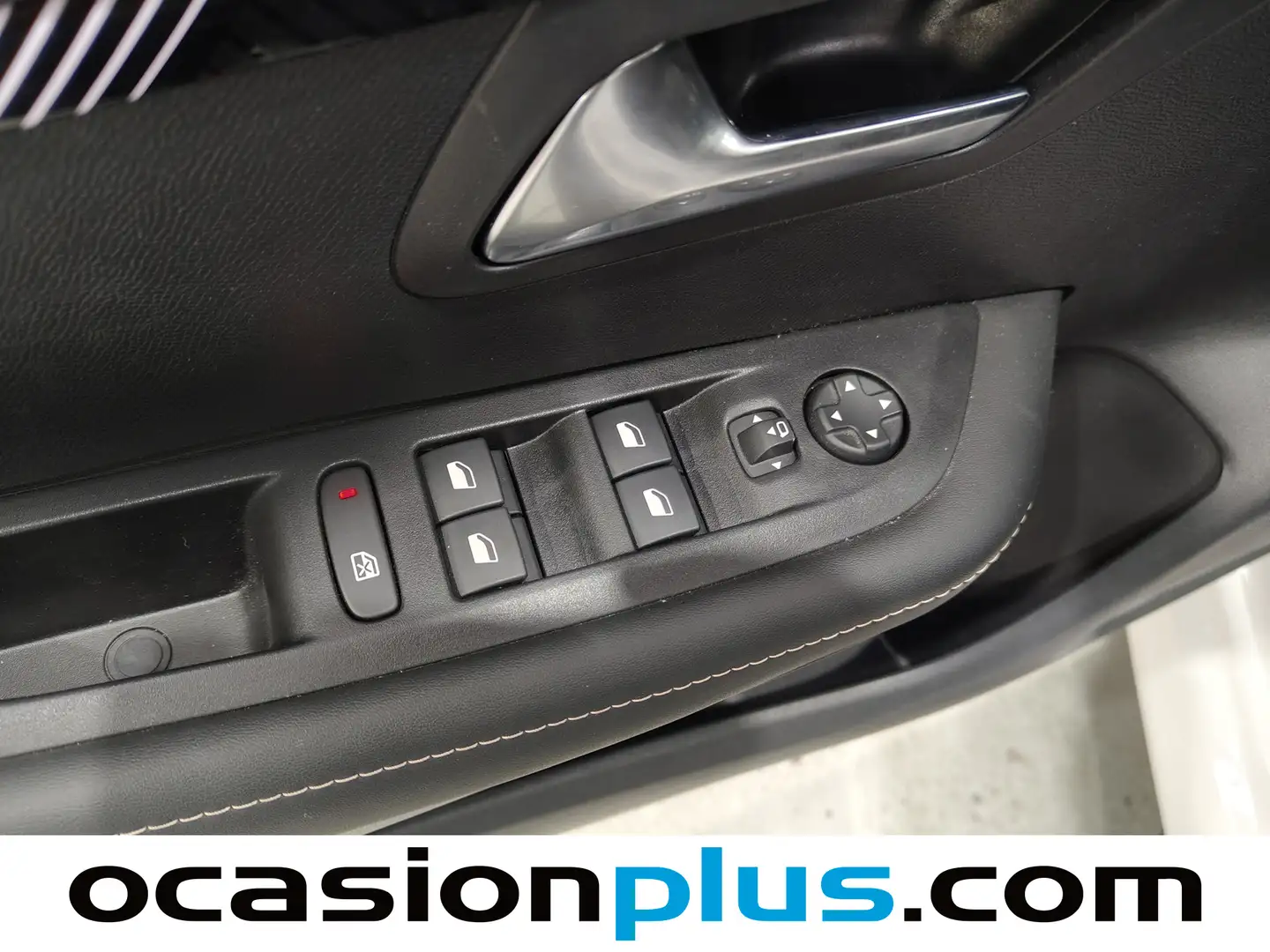 Foto Peugeot 208 Peugeot 208 PureTech 100 Allure (100 CV)