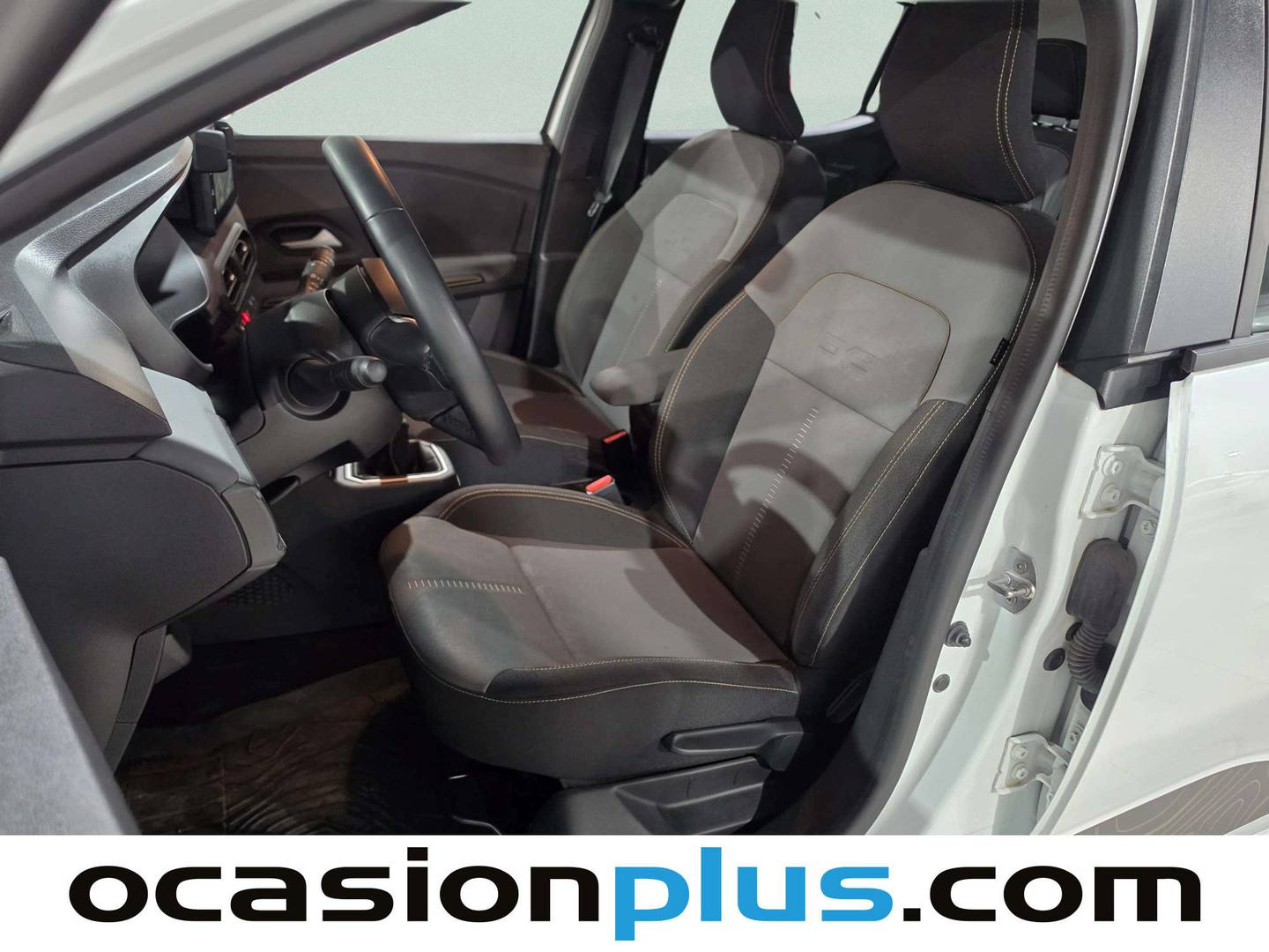 Foto asientos delanteros Dacia Sandero Dacia Sandero Stepway Extreme Go ECO-G (101 CV)