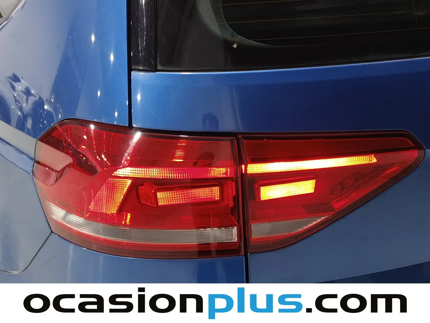 Foto Volkswagen Touran Volkswagen Touran Business 2.0 TDI (122 CV)