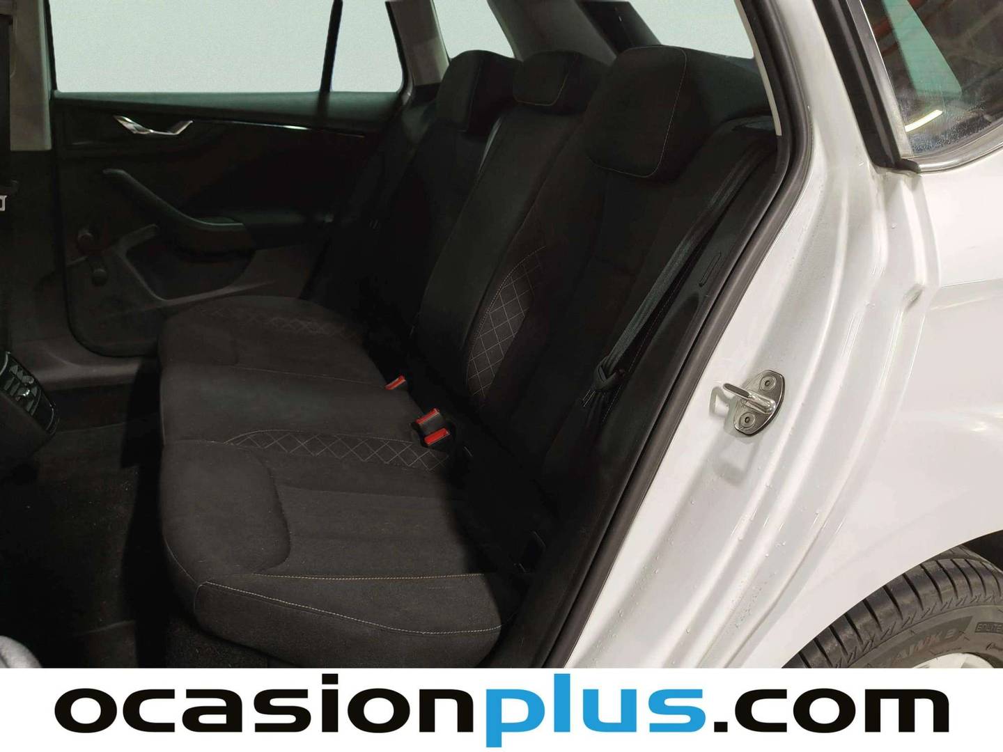 Foto asientos traseros Skoda Kamiq Skoda Kamiq 1.0 TSI Ambition (95 CV)