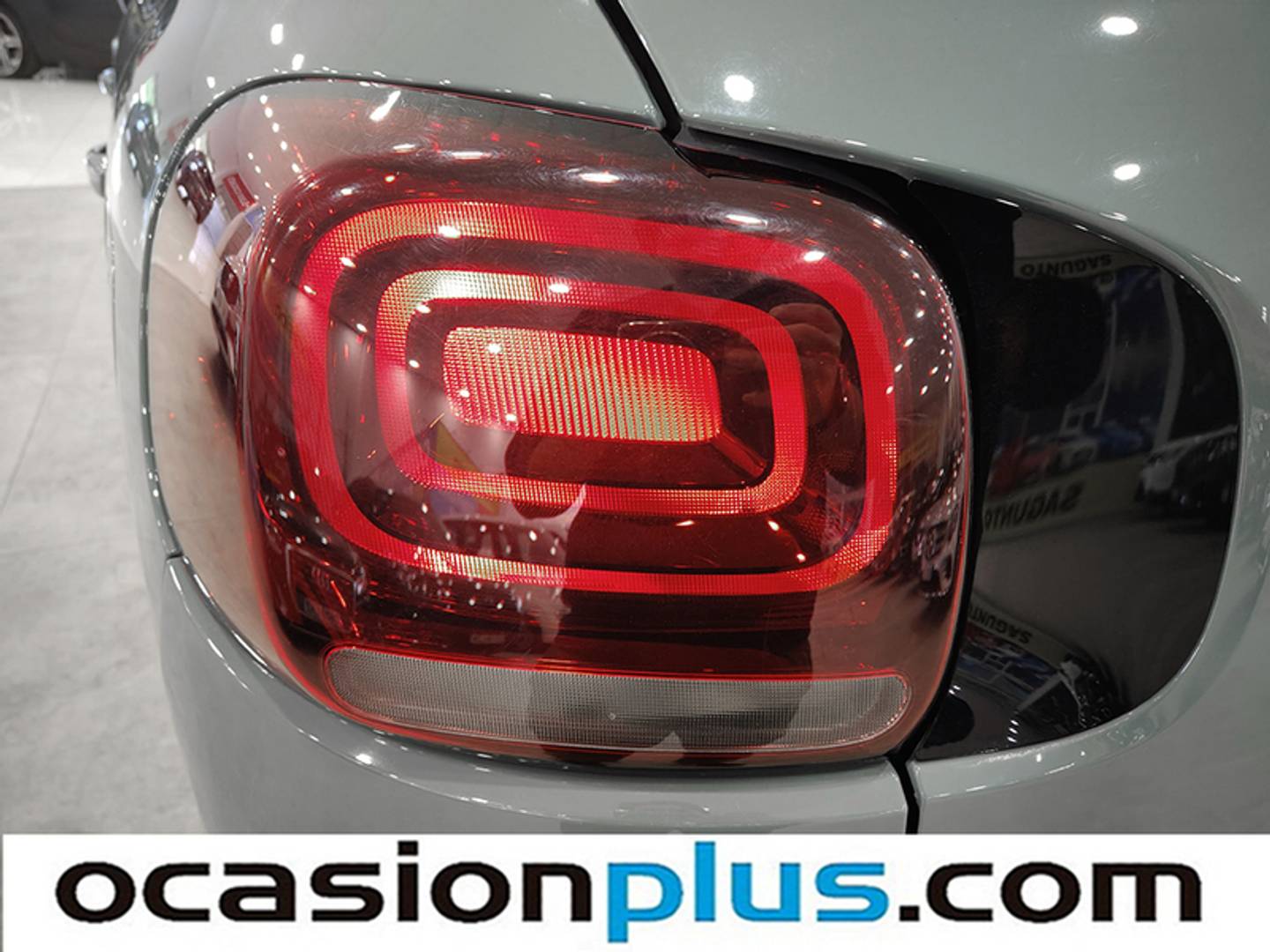 Foto Citroën C3 Aircross Citroen C3 Aircross PureTech 130 Shine Pack EAT6 Auto (131 CV)