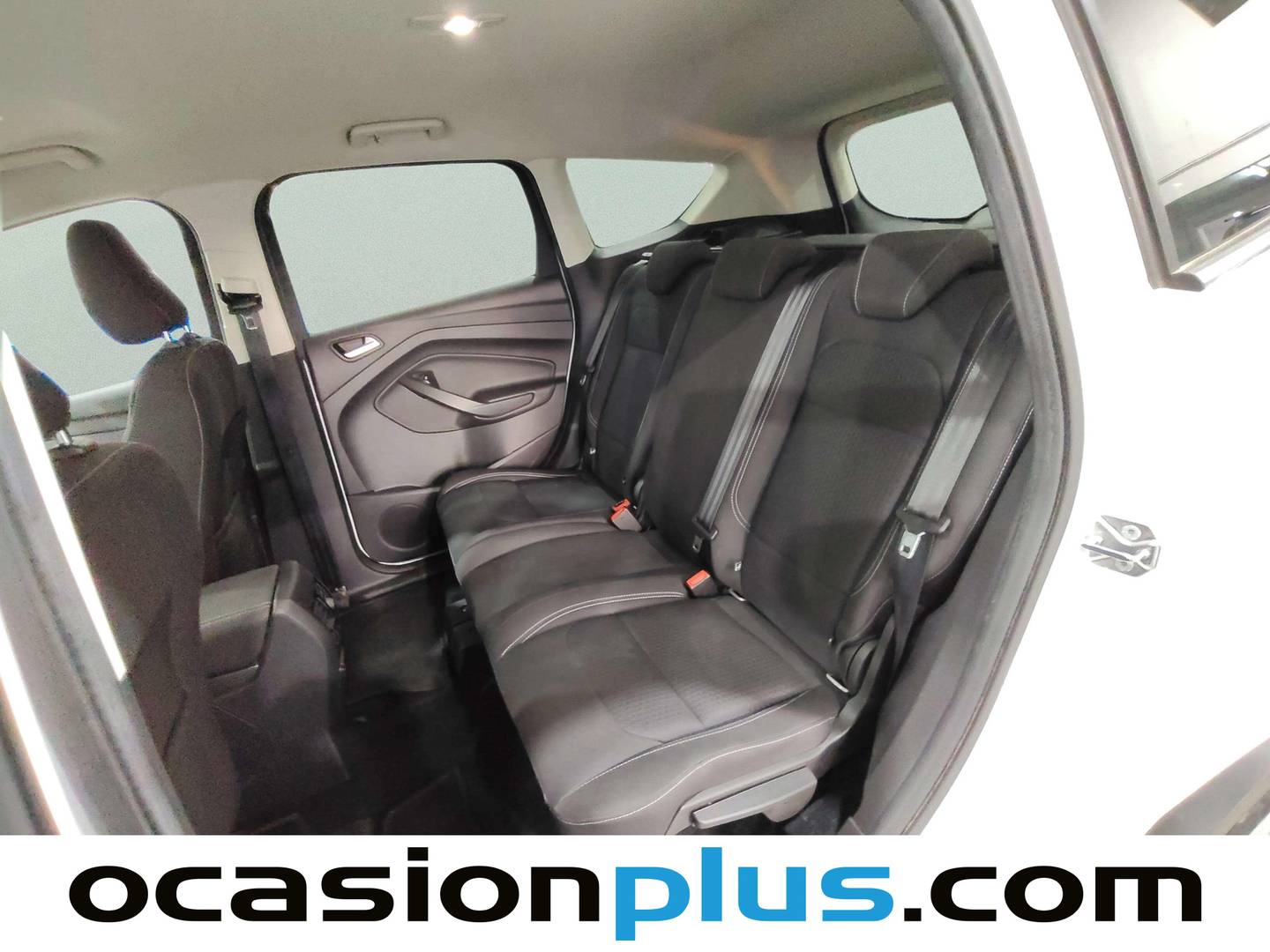 Foto asientos traseros Ford Kuga Ford Kuga 1.5 EcoBoost S&S Trend+ 4x2 (120 CV)