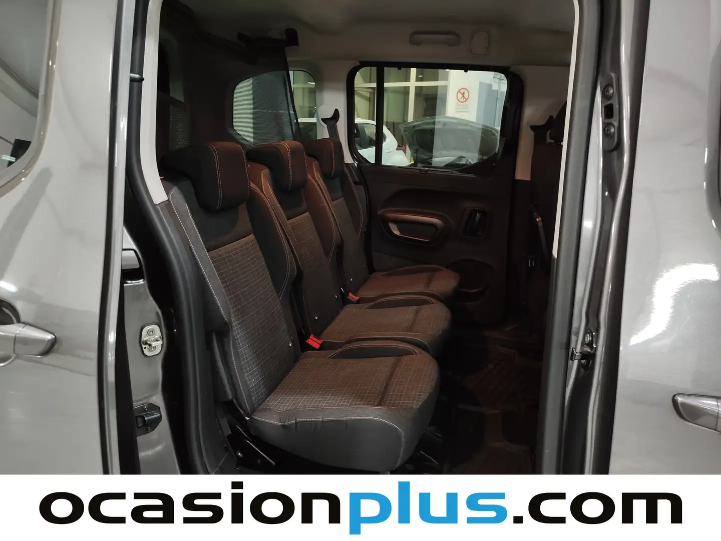 Foto Peugeot Rifter Peugeot Rifter BlueHDi 100 GT Line Standard (100 CV)