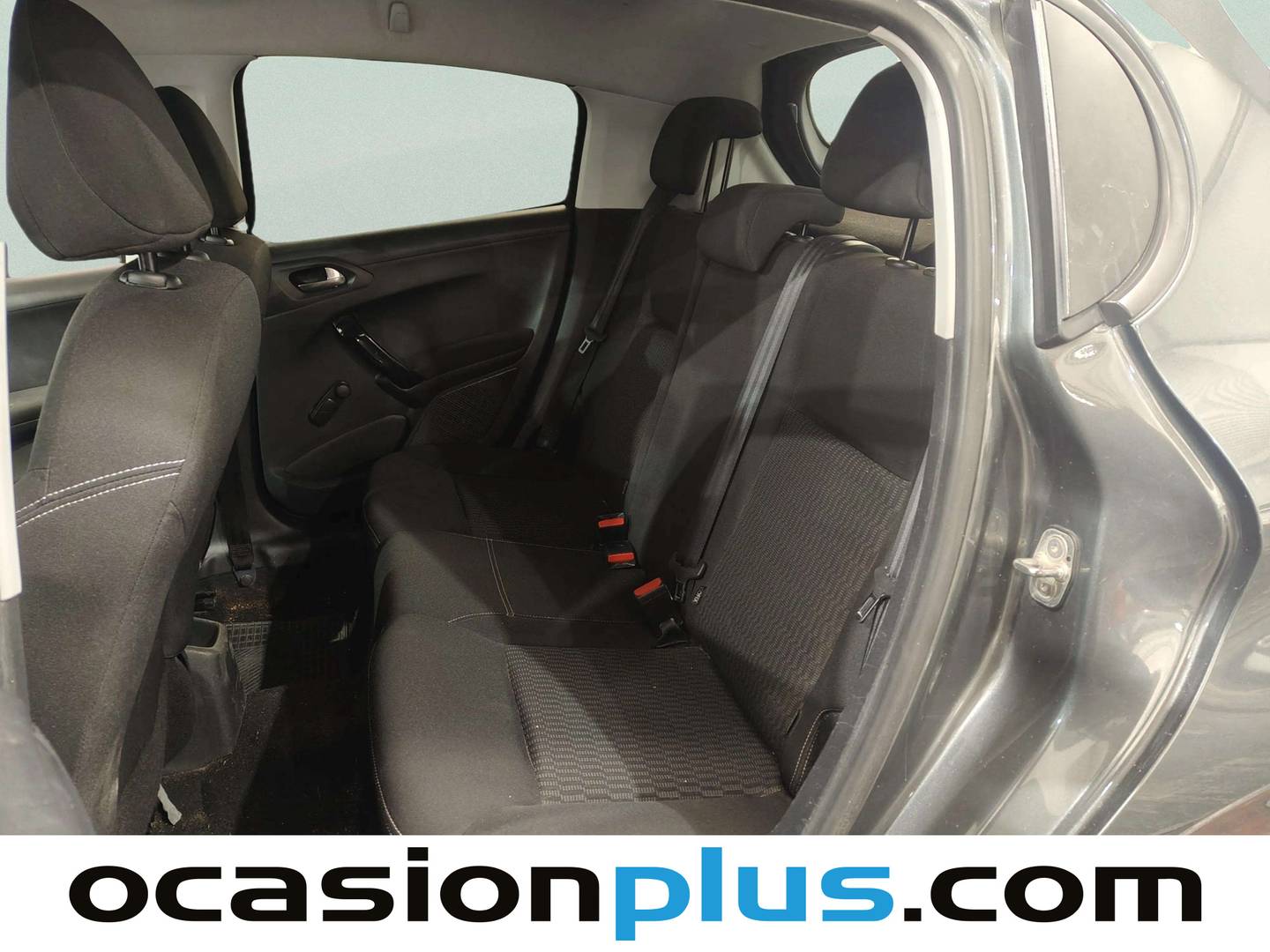 Foto asientos traseros Peugeot 208 Peugeot 208 Style BlueHDi (75 CV)