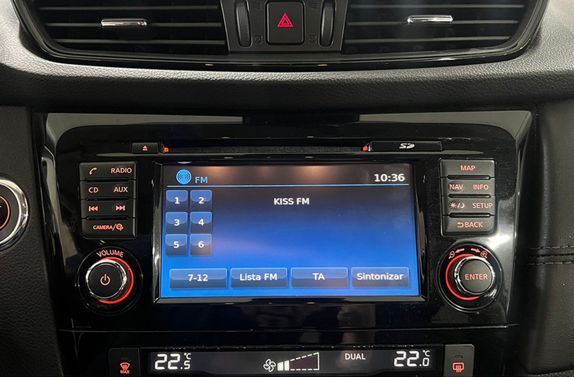 Nissan X-Trail DIG-T 160 N-Connecta 4x2 DCT - foto 36