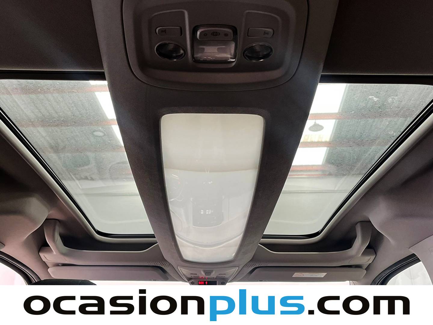 Extras y acabados del Citroën Berlingo Citroën Berlingo BlueHDi 100 S&S Talla M Shine (102 CV)