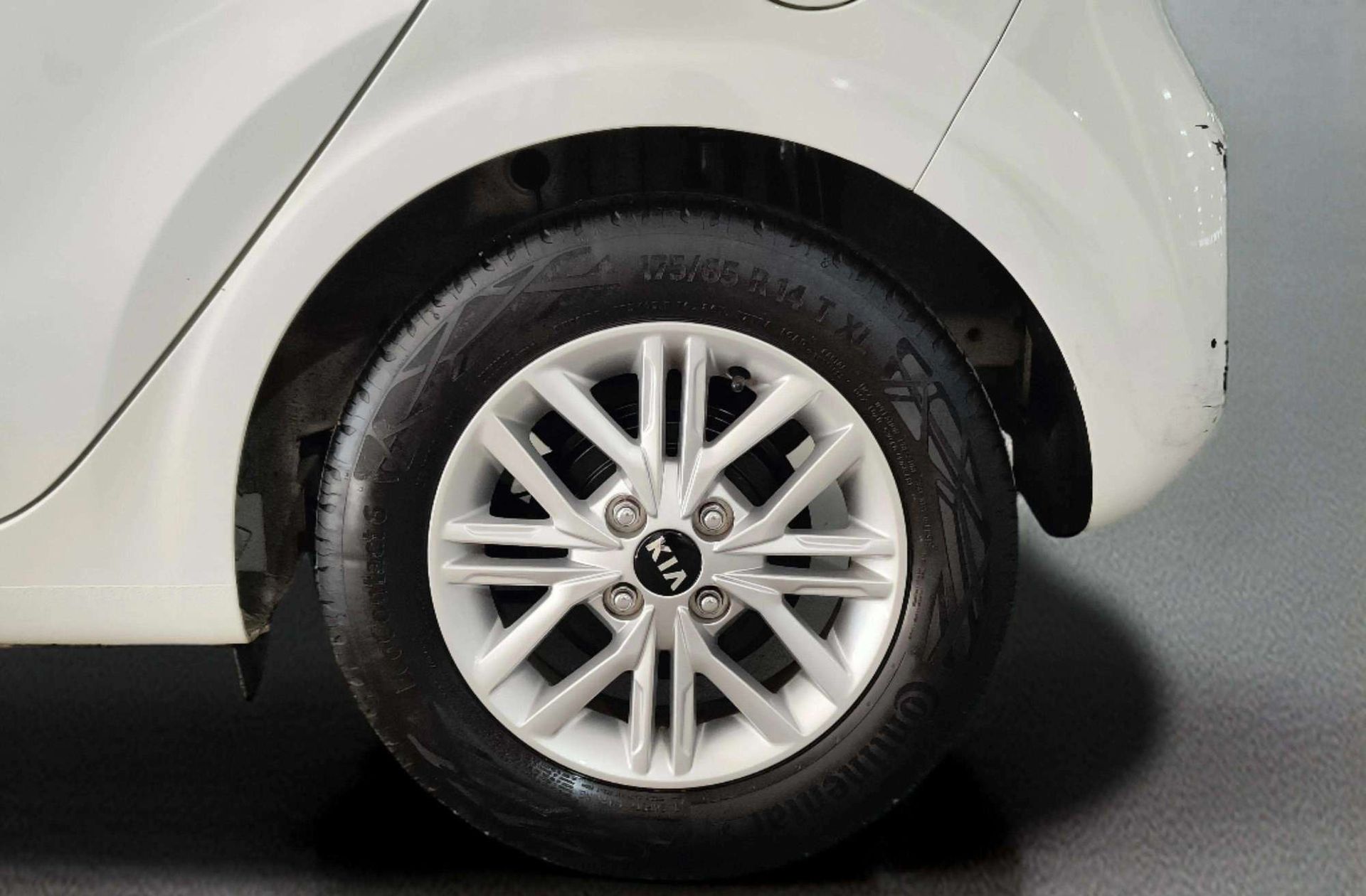 Kia Picanto 1.0 DPi Concept Pack Comfort - foto 30