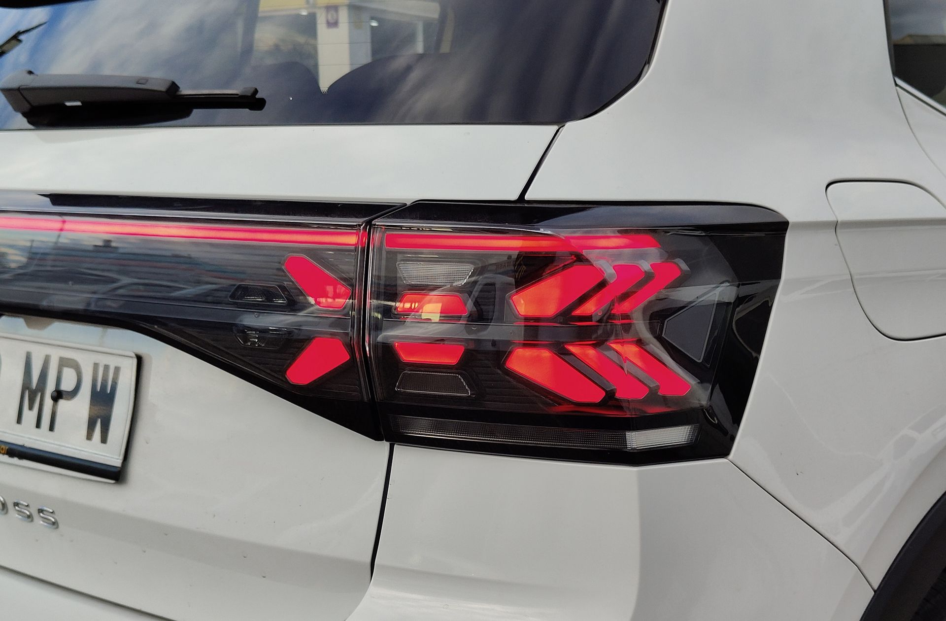 Volkswagen T-Cross R-Line 1.0 TSI DSG - foto 18
