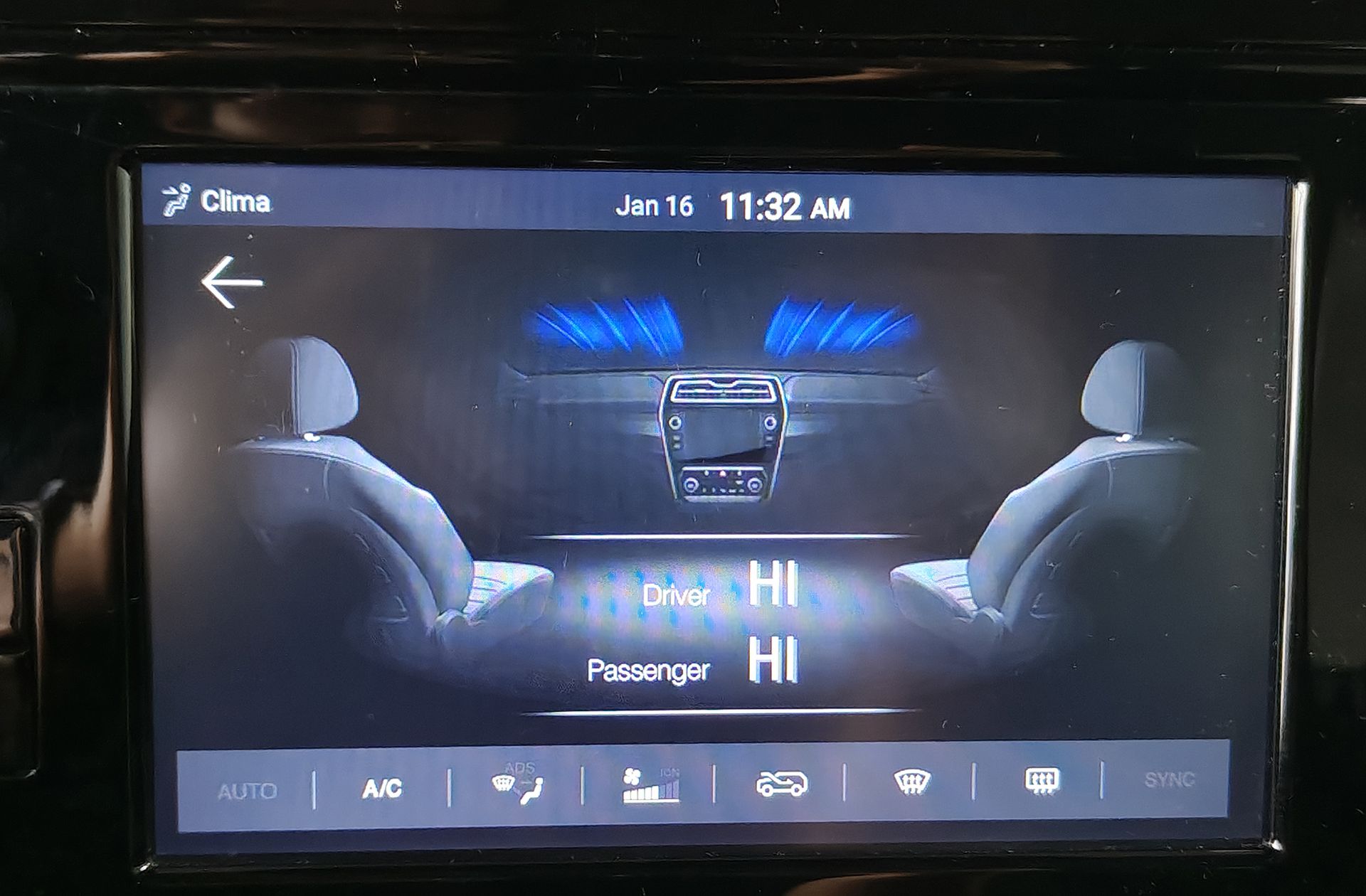 SsangYong Tivoli G12T Urban Plus - foto 31