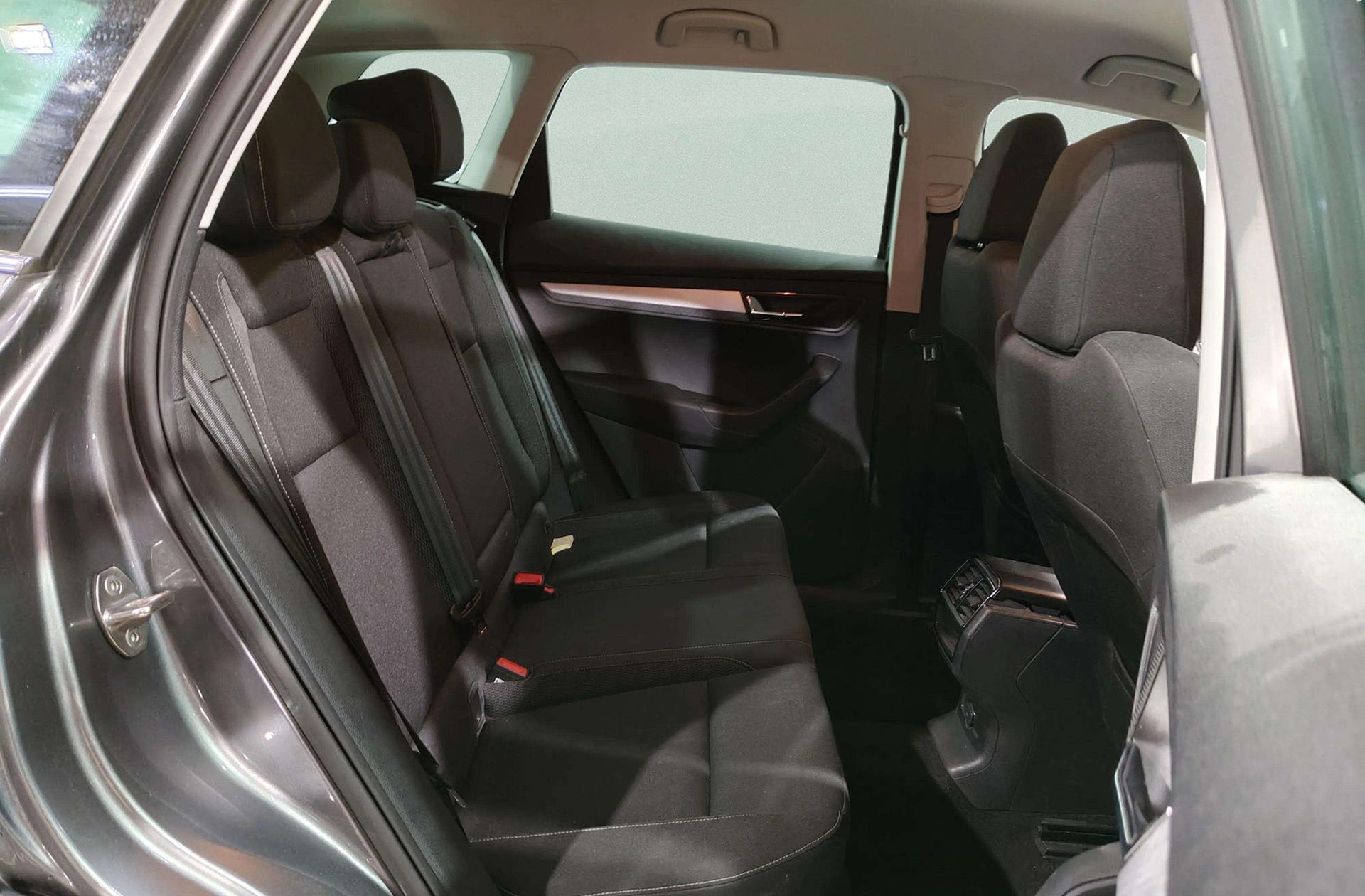 Škoda Karoq 1.5 TSI ACT Ambition DSG - foto 21