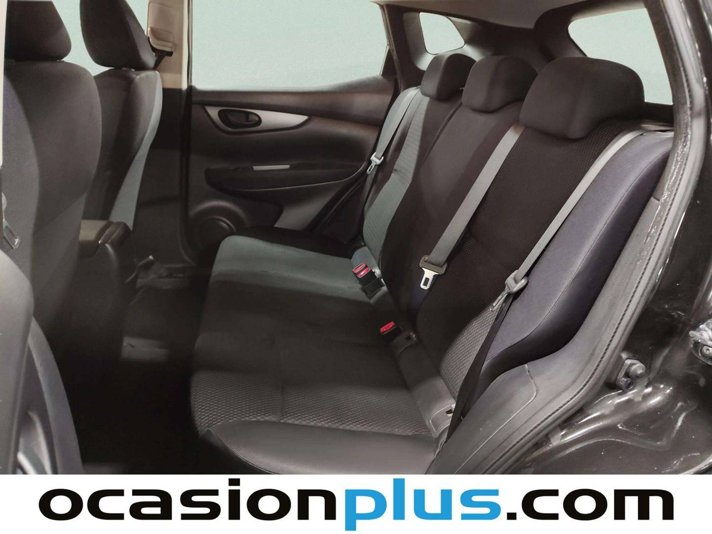 Foto asientos traseros Nissan QASHQAI Nissan Qashqai DIG-T 115 Visia 4x2 (115 CV)