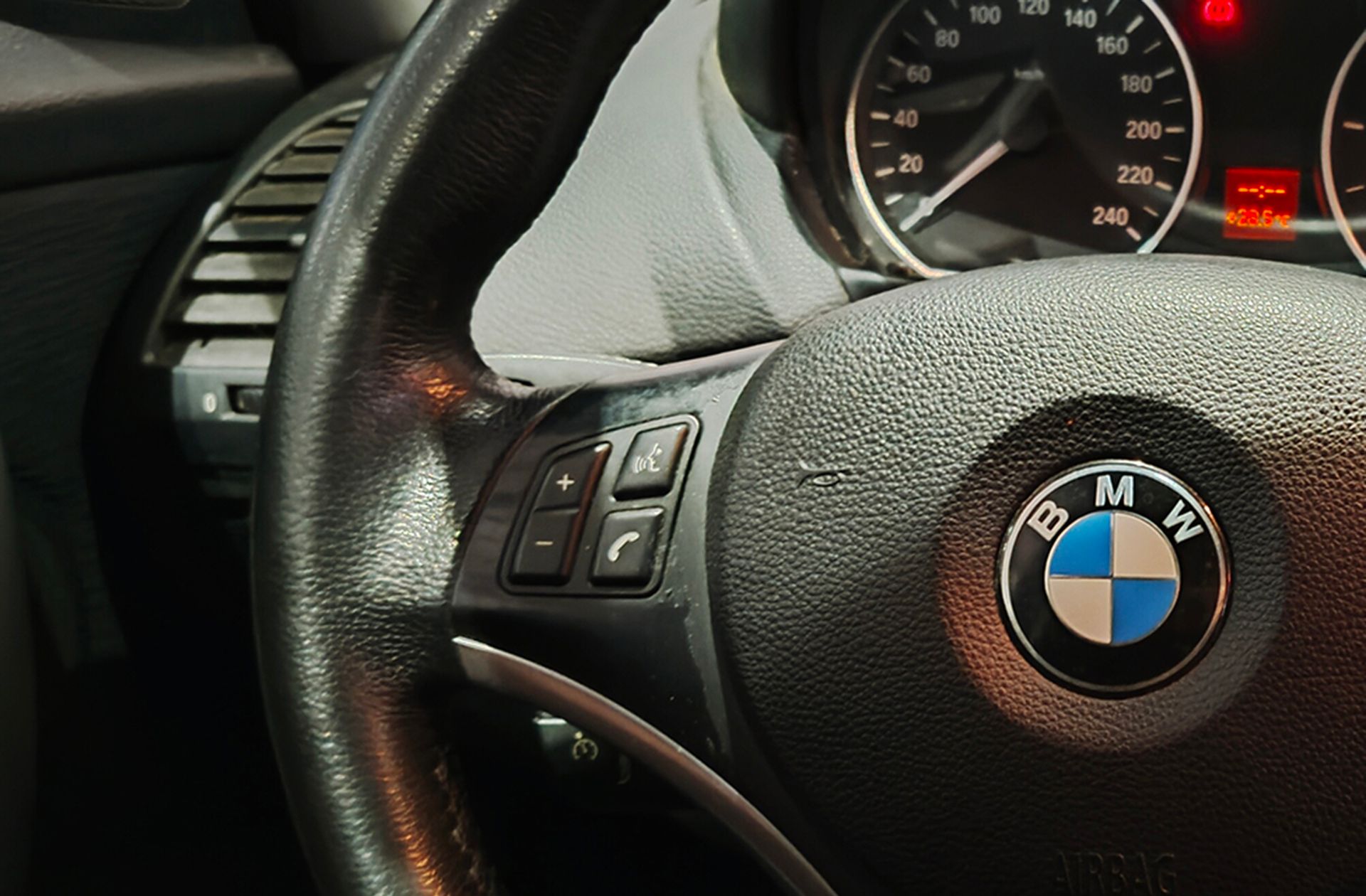 BMW Serie 1 118d - foto 24